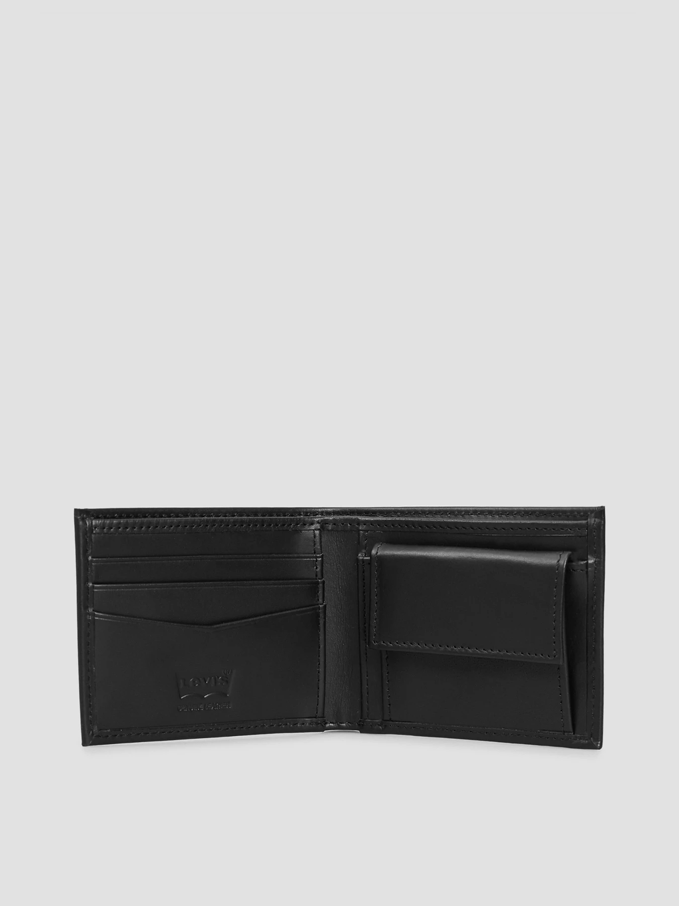 Кошельки Levi's Casual Classics Hunte Coin Bif модель 233297;4.59 Кошельки Levi's Casual Classics Hunte Coin Bif модель 233297;4.59 Фото