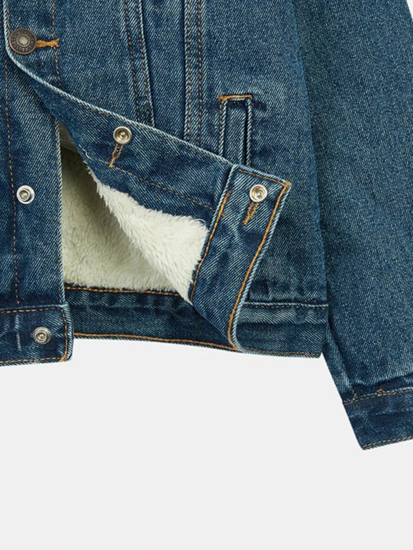 Куртки и дубленки Levi's модель 9EB220-MAG Куртки и дубленки Levi's модель 9EB220-MAG Фото