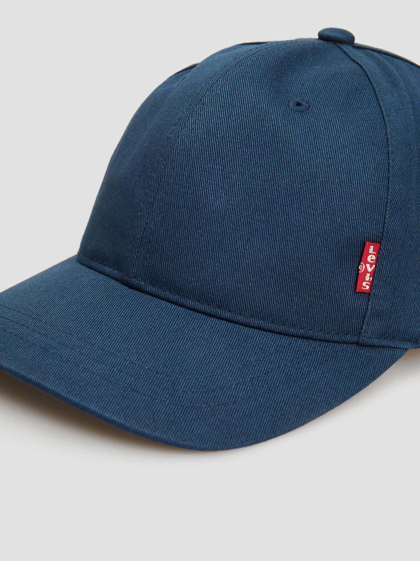 Шапки та кепки Levi's Classic Twill Red Tab Baseball модель 219411;6.17 Шапки та кепки Levi's Classic Twill Red Tab Baseball модель 219411;6.17 Фото