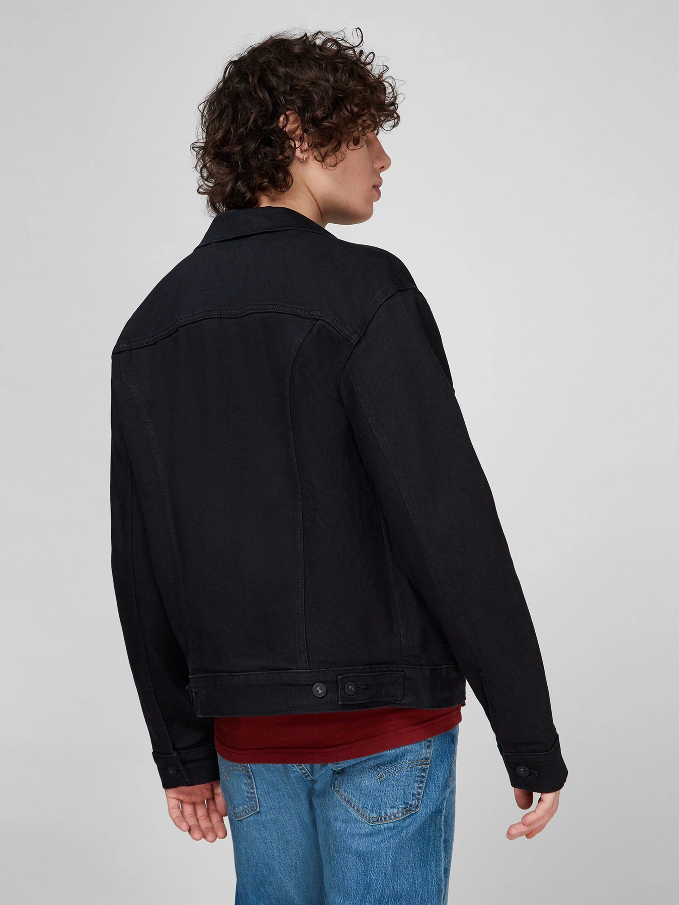 Куртки и дубленки Levi's The Trucker Dark Horse модель 72334;0403 Куртки и дубленки Levi's The Trucker Dark Horse модель 72334;0403 Фото