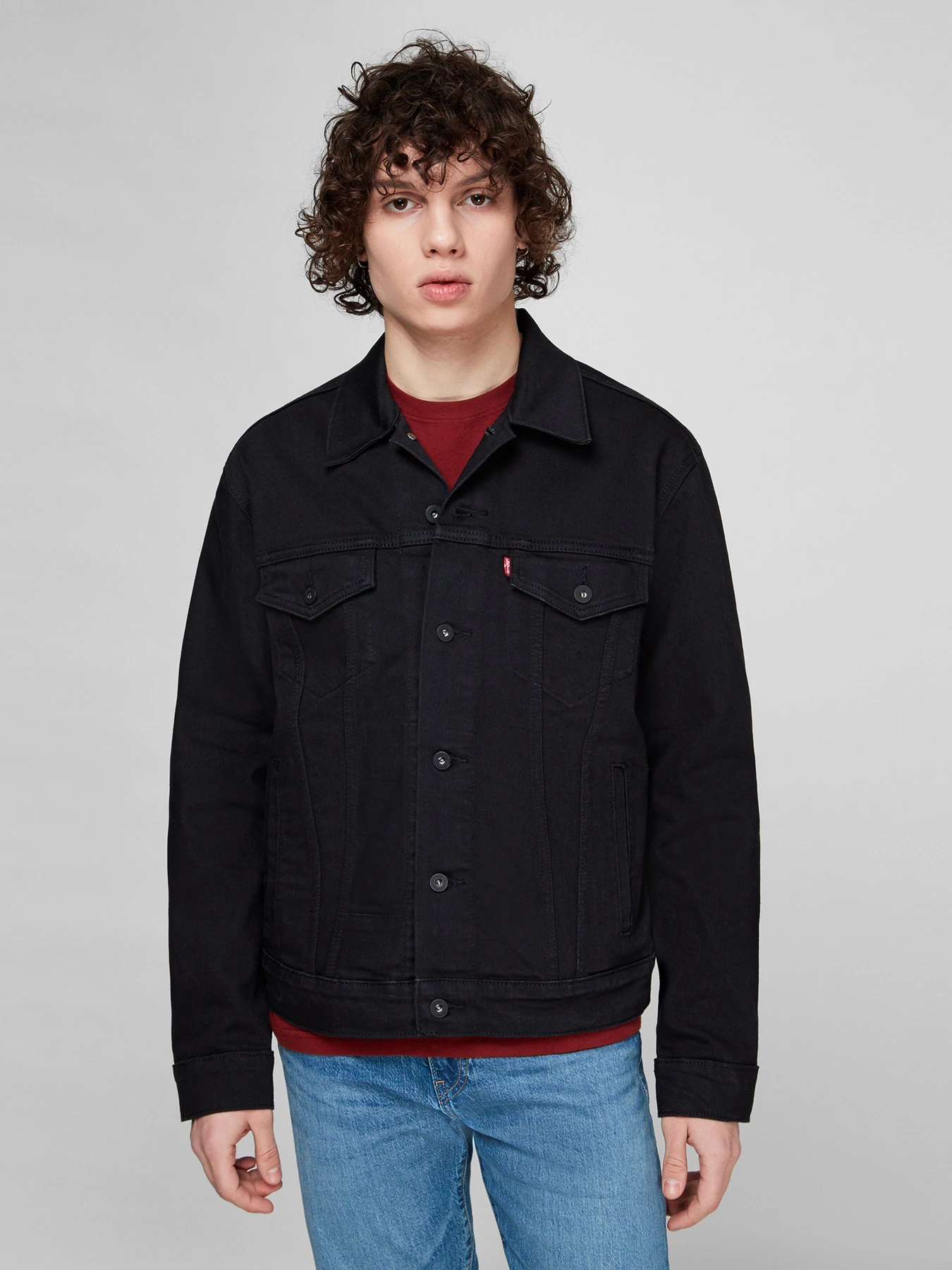 Куртки и дубленки Levi's The Trucker Dark Horse модель 72334;0403 Куртки и дубленки Levi's The Trucker Dark Horse модель 72334;0403 Фото