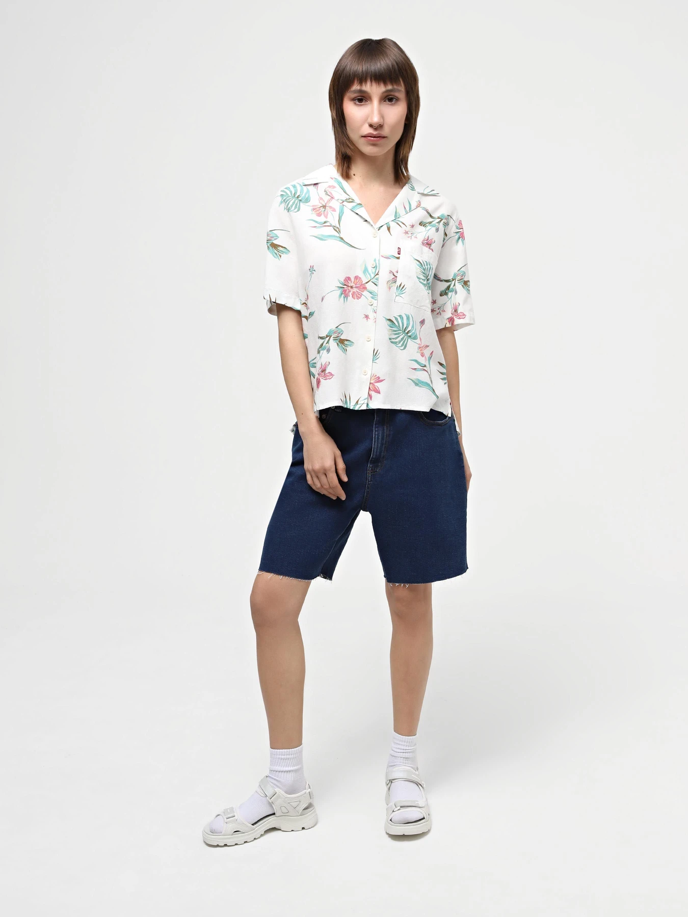 Сорочки Levi's Joyce Ss Resort Delilah модель A7175;0004 Сорочки Levi's Joyce Ss Resort Delilah модель A7175;0004 Фото