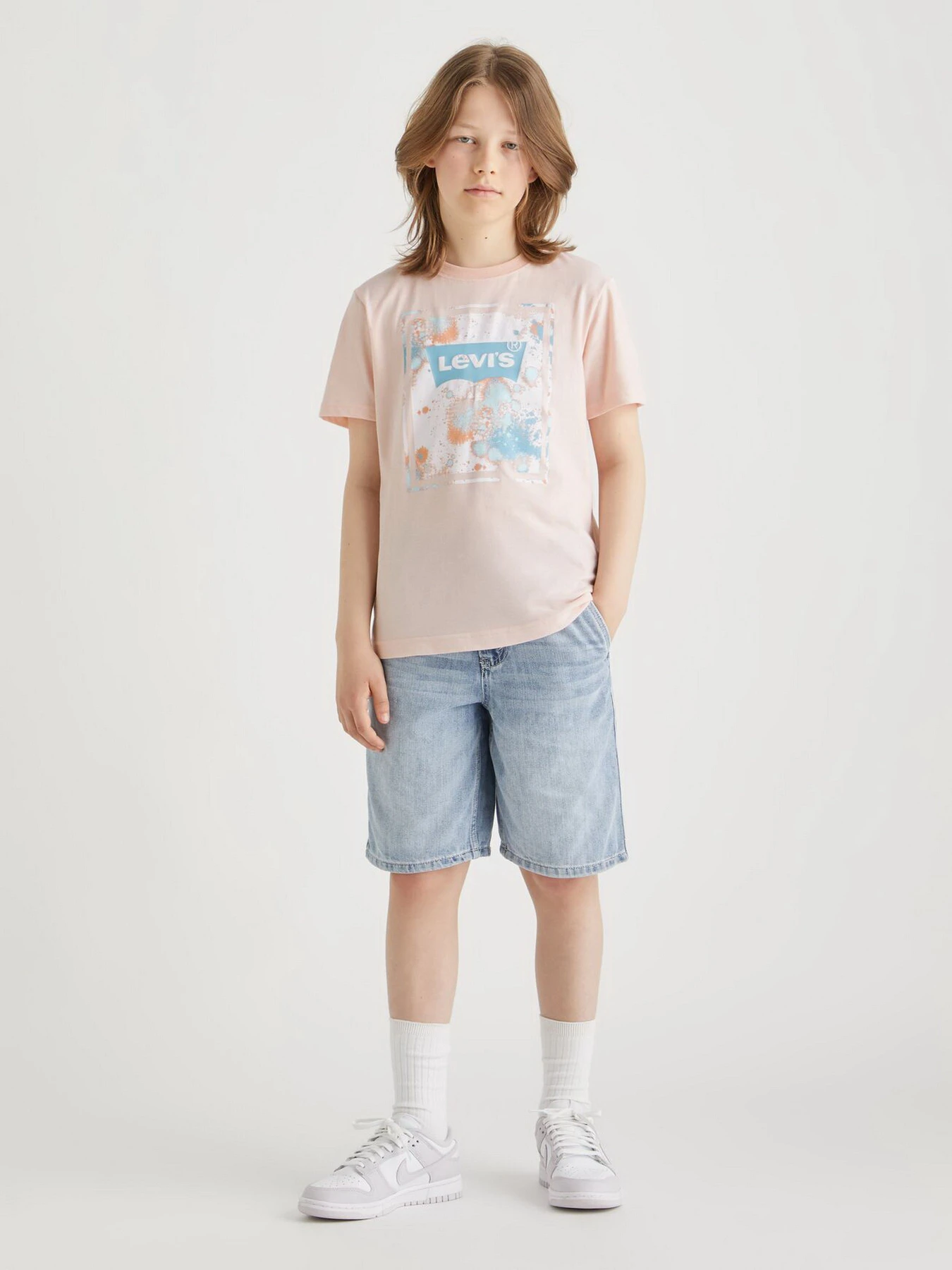 Футболки и поло Levi's модель 9EK348-A7Q Футболки и поло Levi's модель 9EK348-A7Q Фото