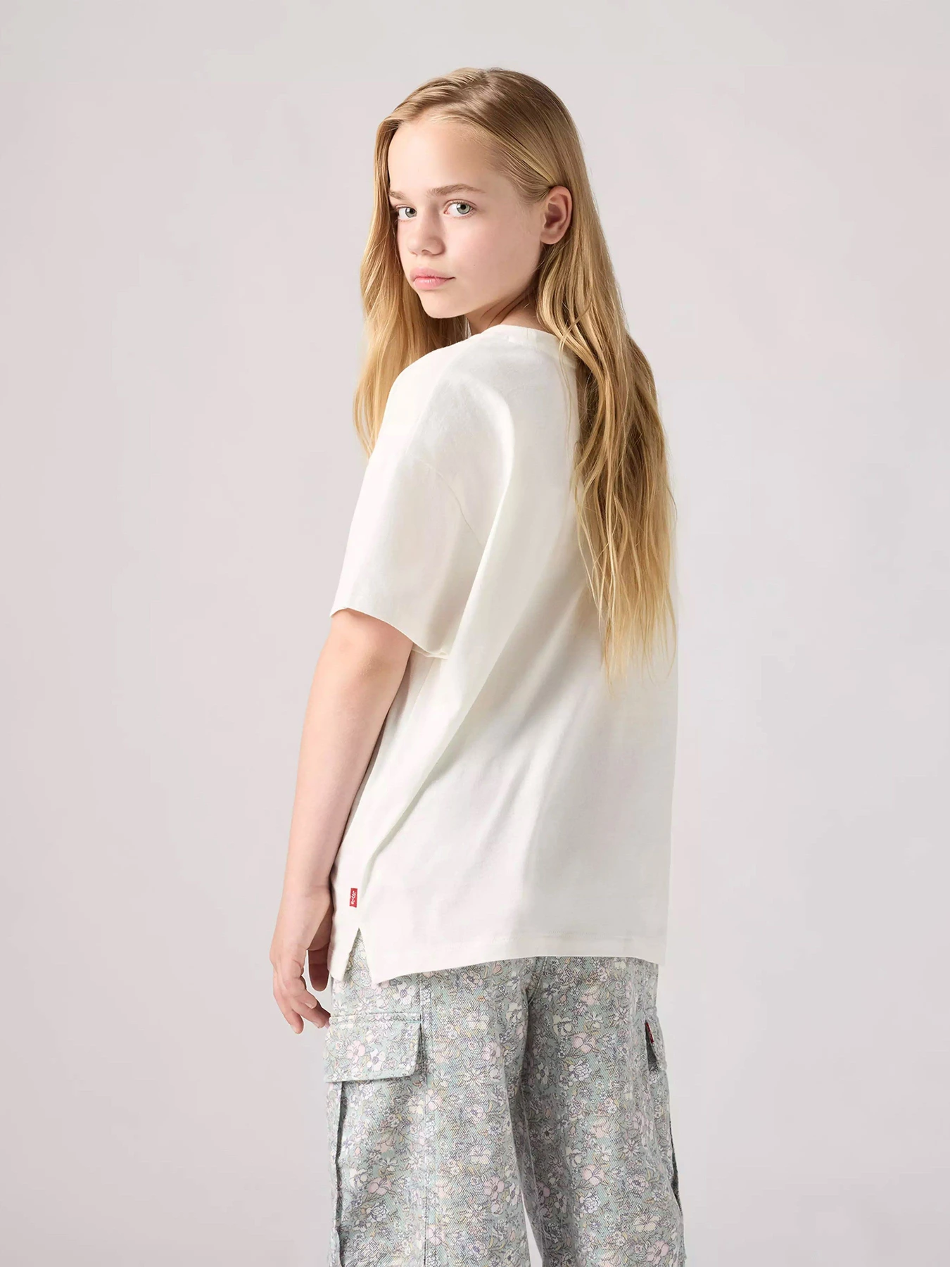 Футболки і поло Levi's модель 4EL489-W0E Футболки і поло Levi's модель 4EL489-W0E Фото