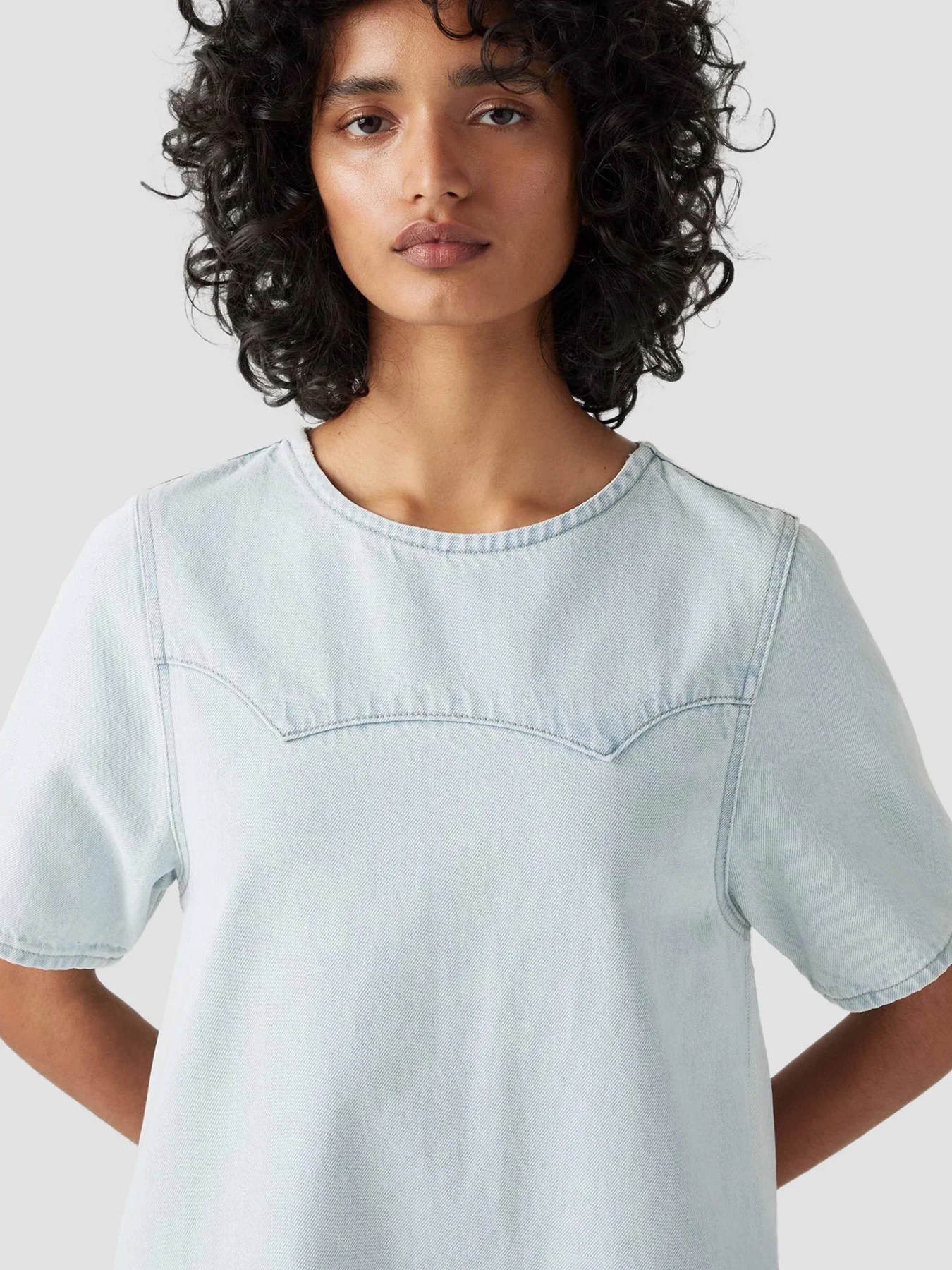 Сукні Levi's модель 001WD;0000 Фото