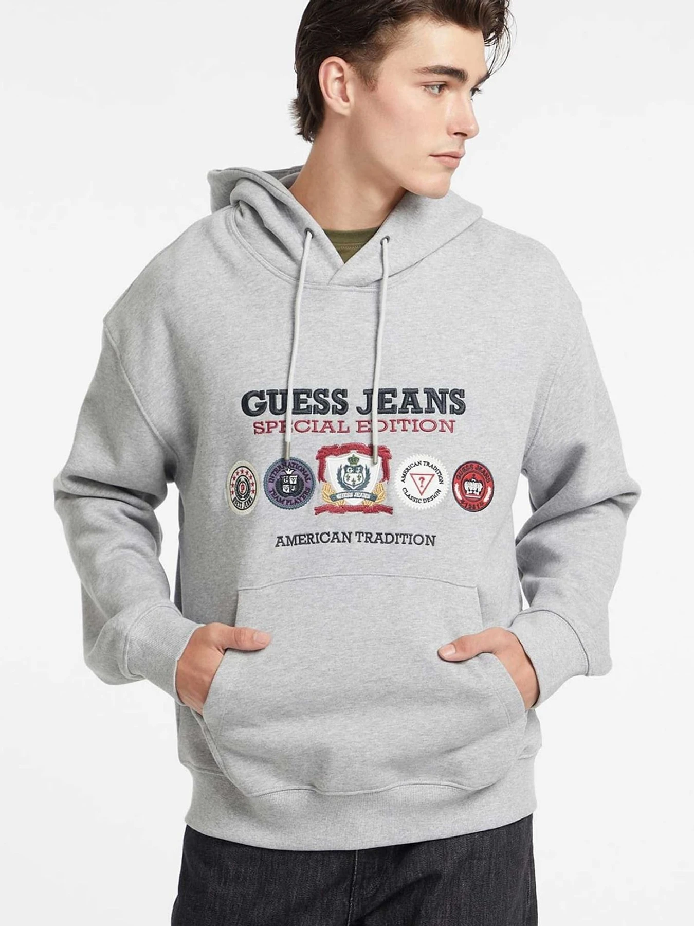 Худи и свитшоты Guess Jeans модель M4BQ32.K9V31;H90Z Худи и свитшоты Guess Jeans модель M4BQ32.K9V31;H90Z Фото