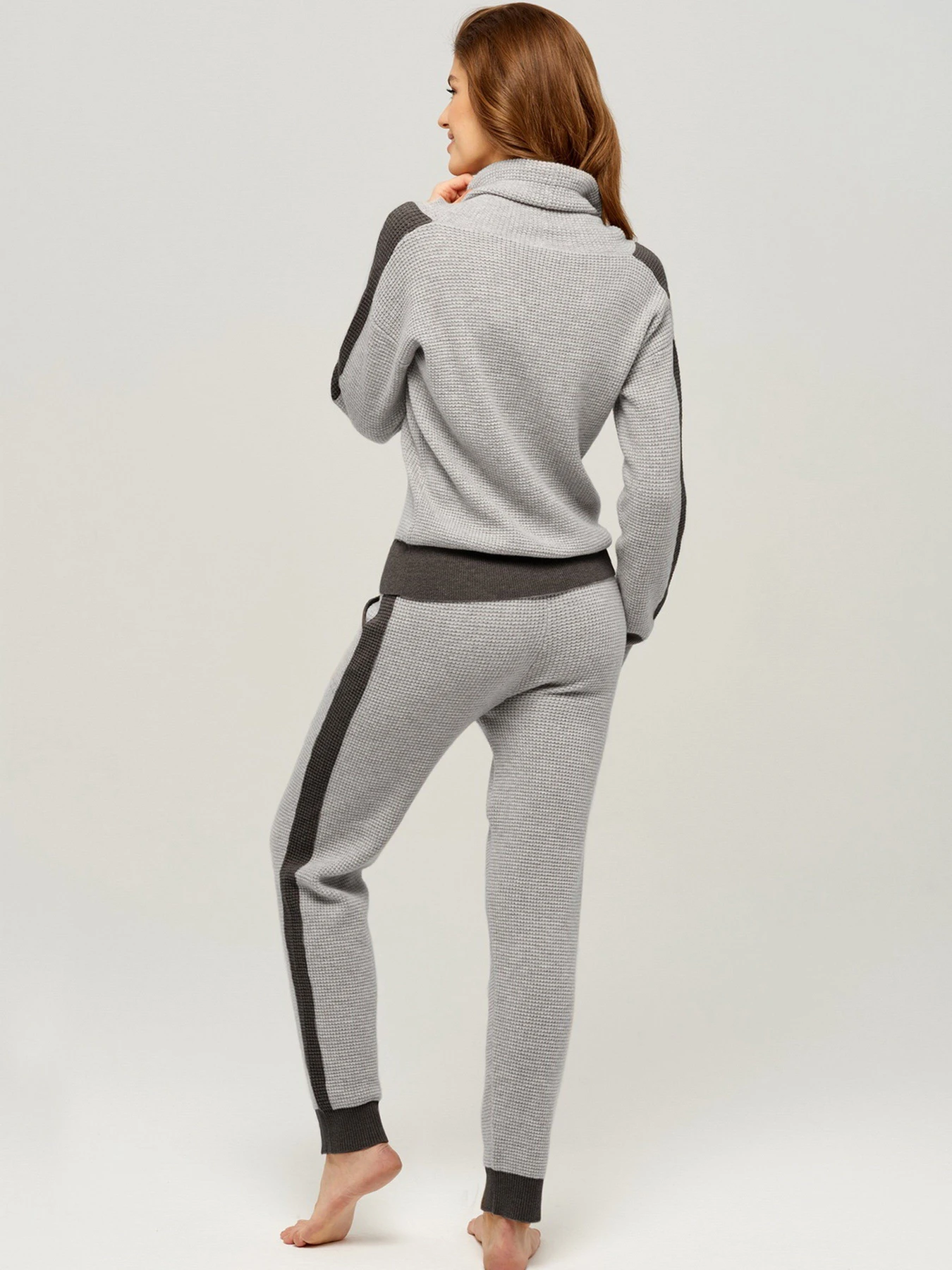 Свитры и кардиганы Marc & Andre модель W21-00CH817-gray Свитры и кардиганы Marc & Andre модель W21-00CH817-gray Фото