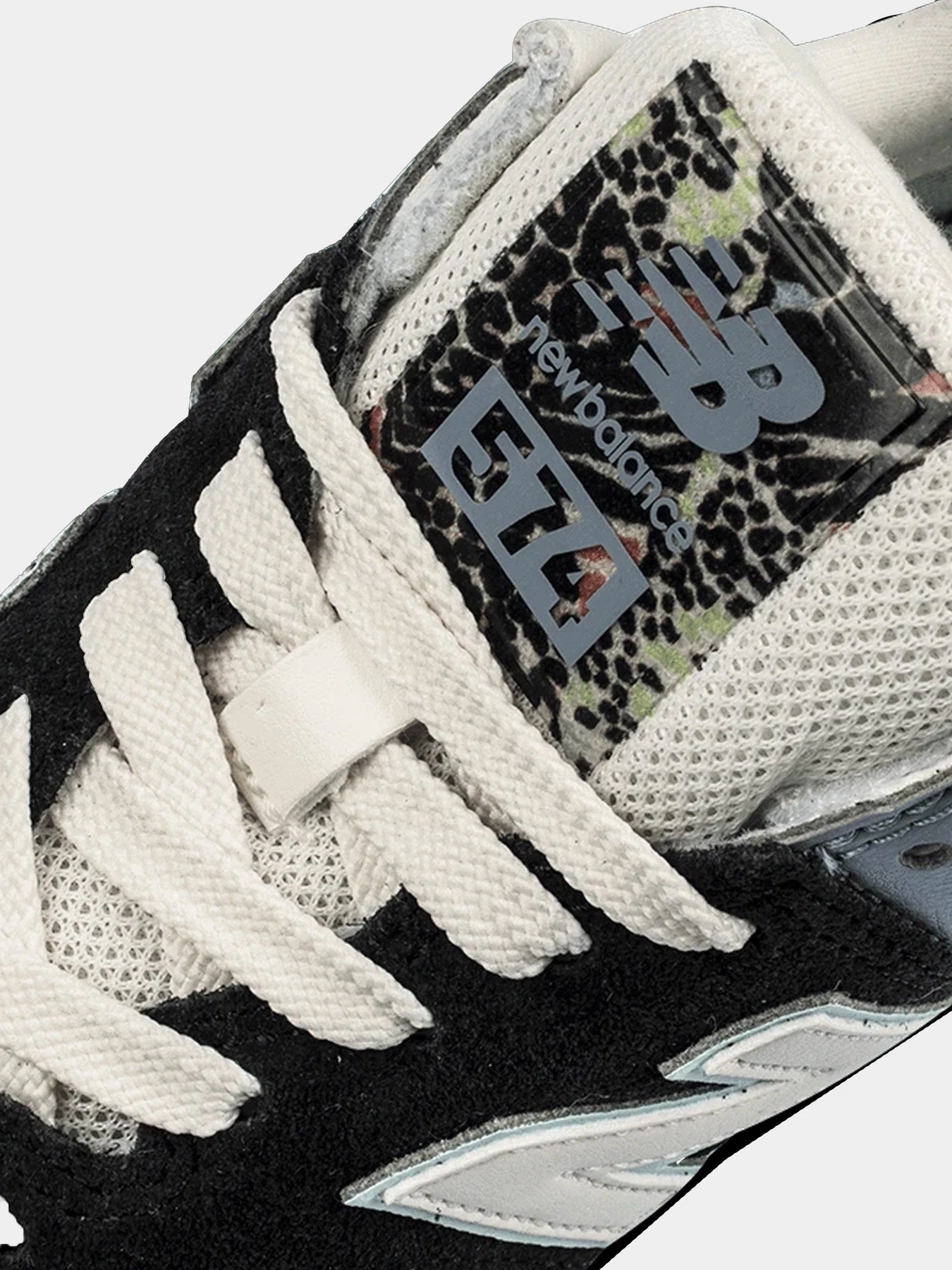 Кроссовки New Balance 574 Сollide модель WL574CA2 Кроссовки New Balance 574 Сollide модель WL574CA2 Фото