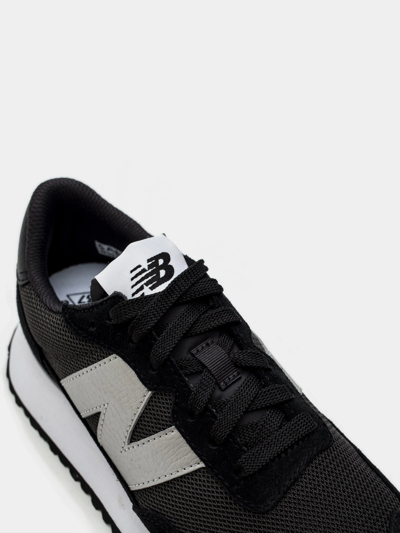Кроссовки New Balance 237 модель WS237CC Кроссовки New Balance 237 модель WS237CC Фото