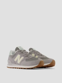 Кросівки New Balance 574 модель WL574RB Фото