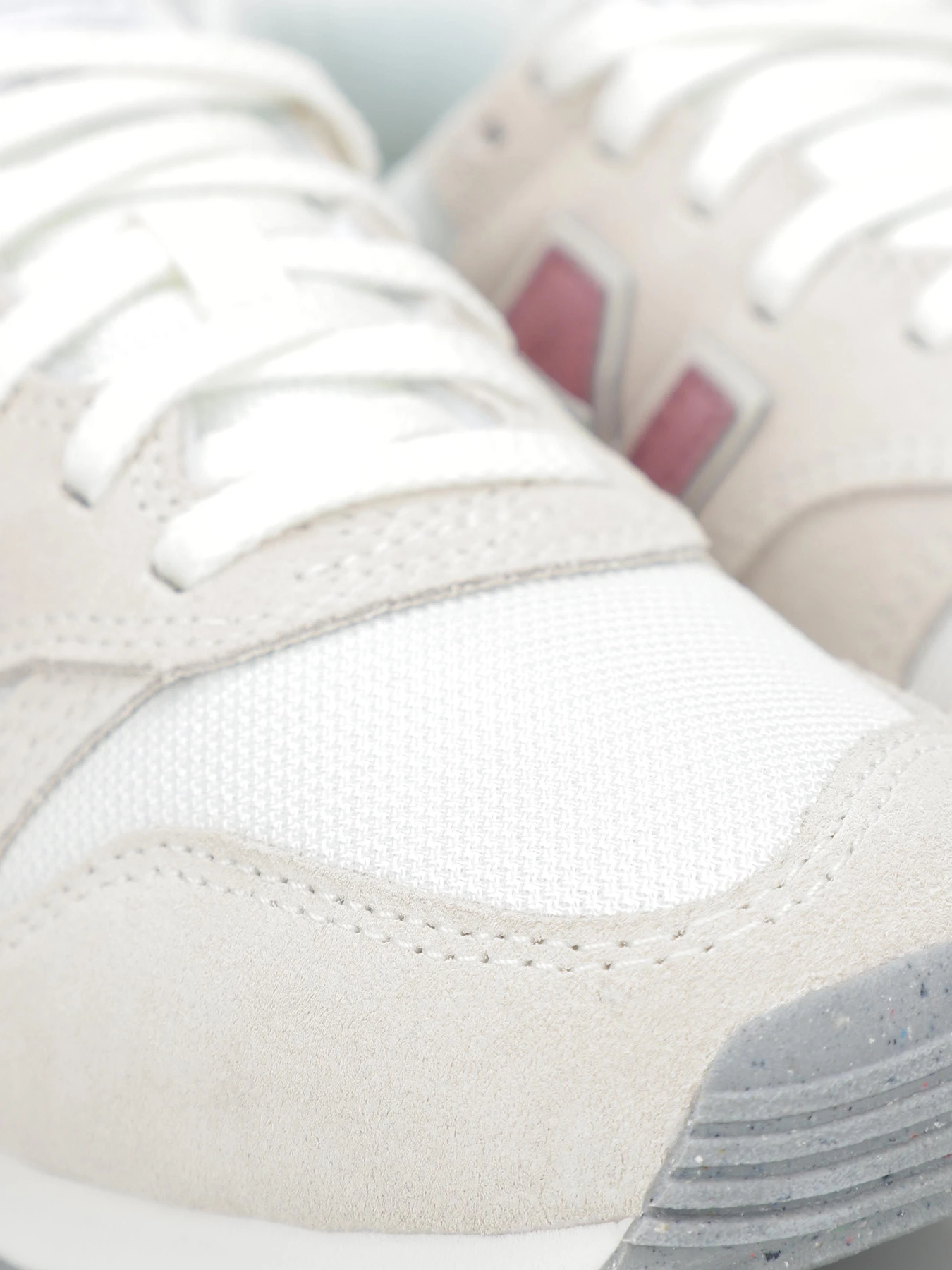 Кроссовки New Balance 373 модель WL373OK2 Фото