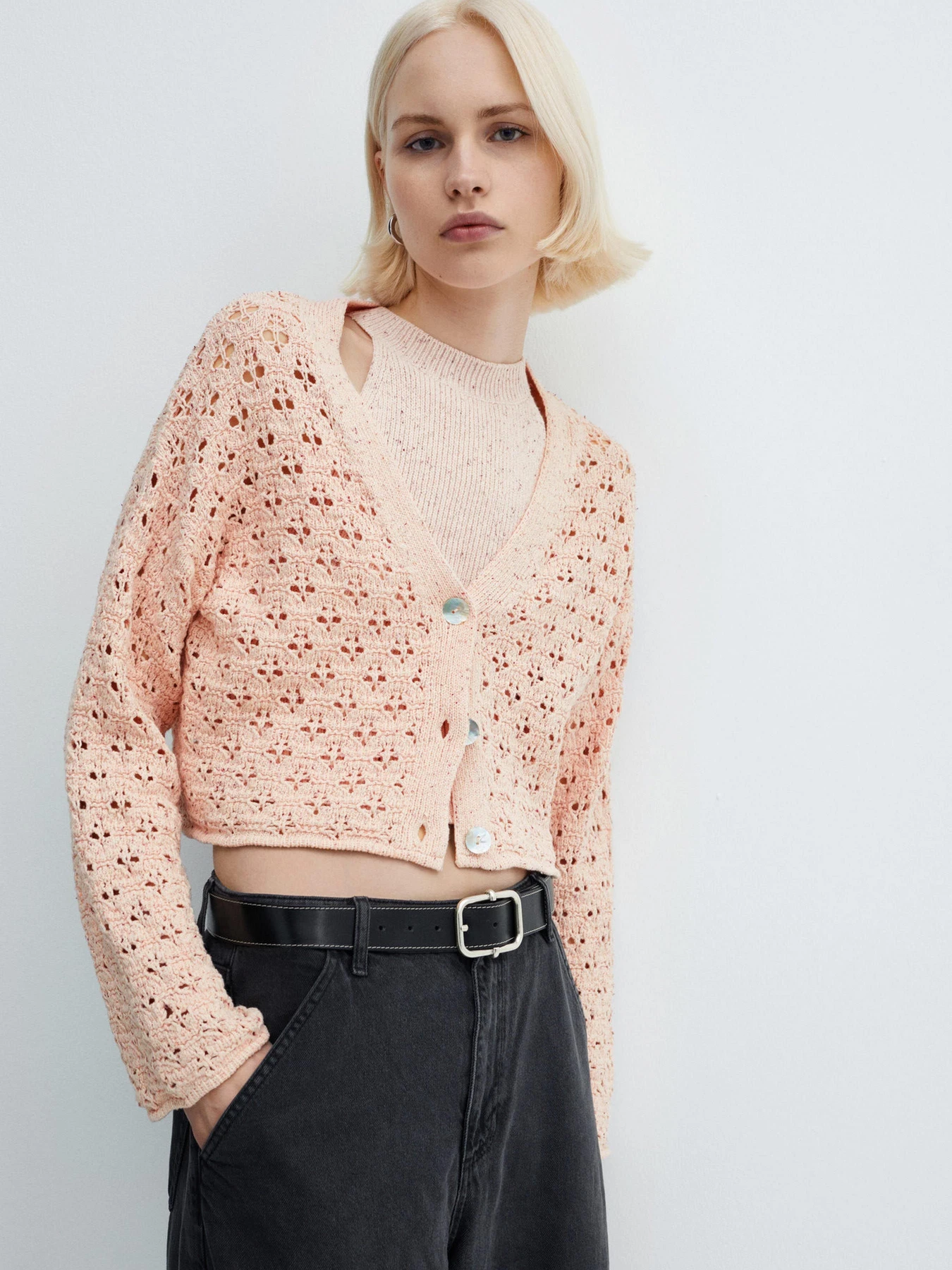 Свитры и кардиганы MANGO CUBA модель 67085738_85 Свитры и кардиганы MANGO CUBA модель 67085738_85 Фото
