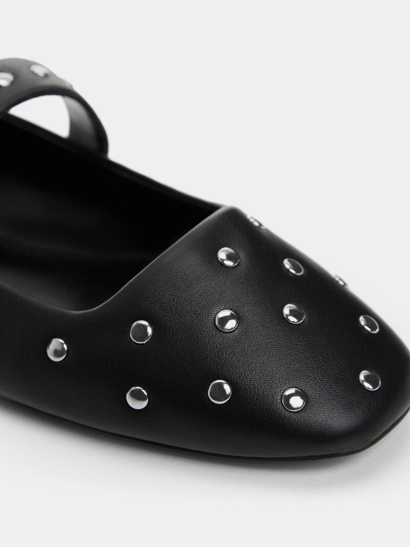 Туфли и лоферы MANGO NELI модель 67095749_99 Туфли и лоферы MANGO NELI модель 67095749_99 Фото