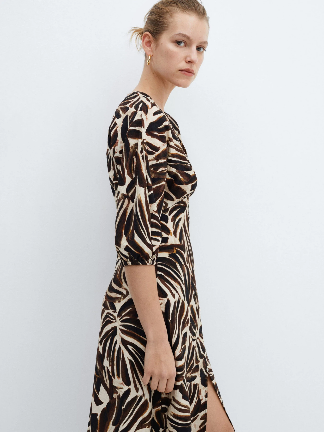 Платья MANGO CLAUDIE модель 67017122_2 Платья MANGO CLAUDIE модель 67017122_2 Фото