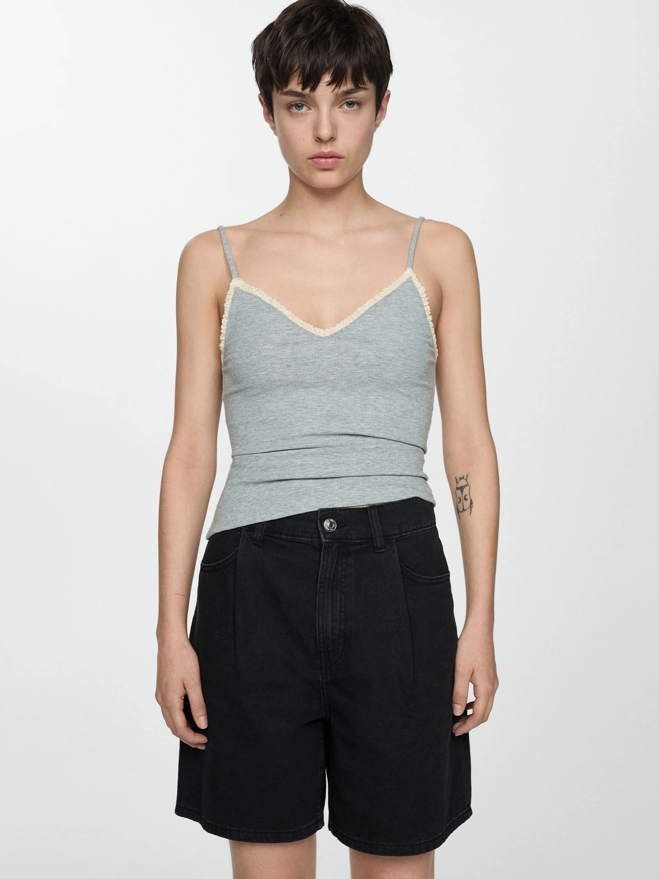Шорты MANGO MARINA модель 67017131_TN Шорты MANGO MARINA модель 67017131_TN Фото