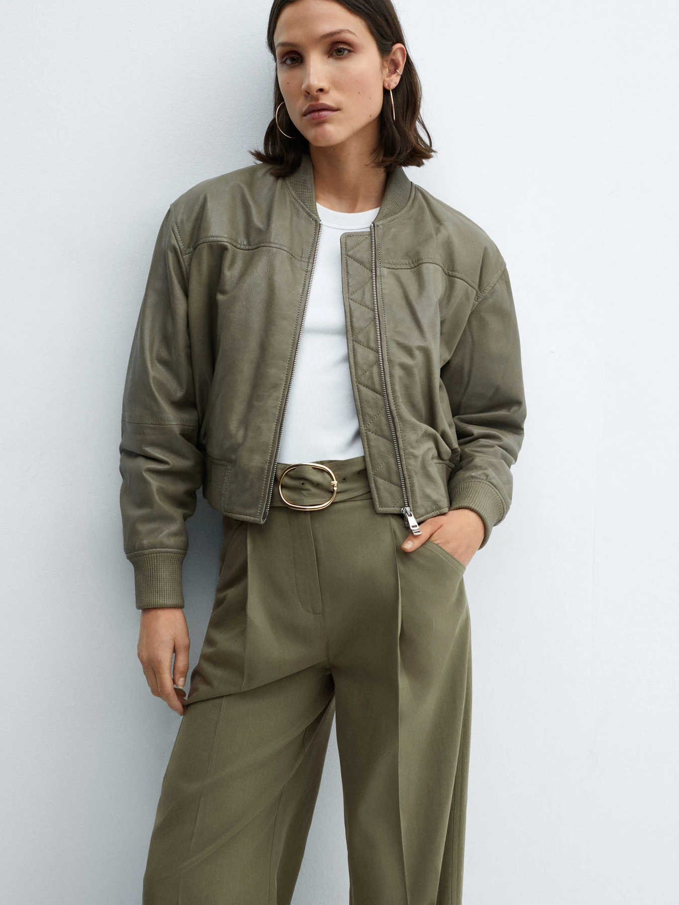 Штани MANGO ANGIE модель 67035749_37 Штани MANGO ANGIE модель 67035749_37 Фото
