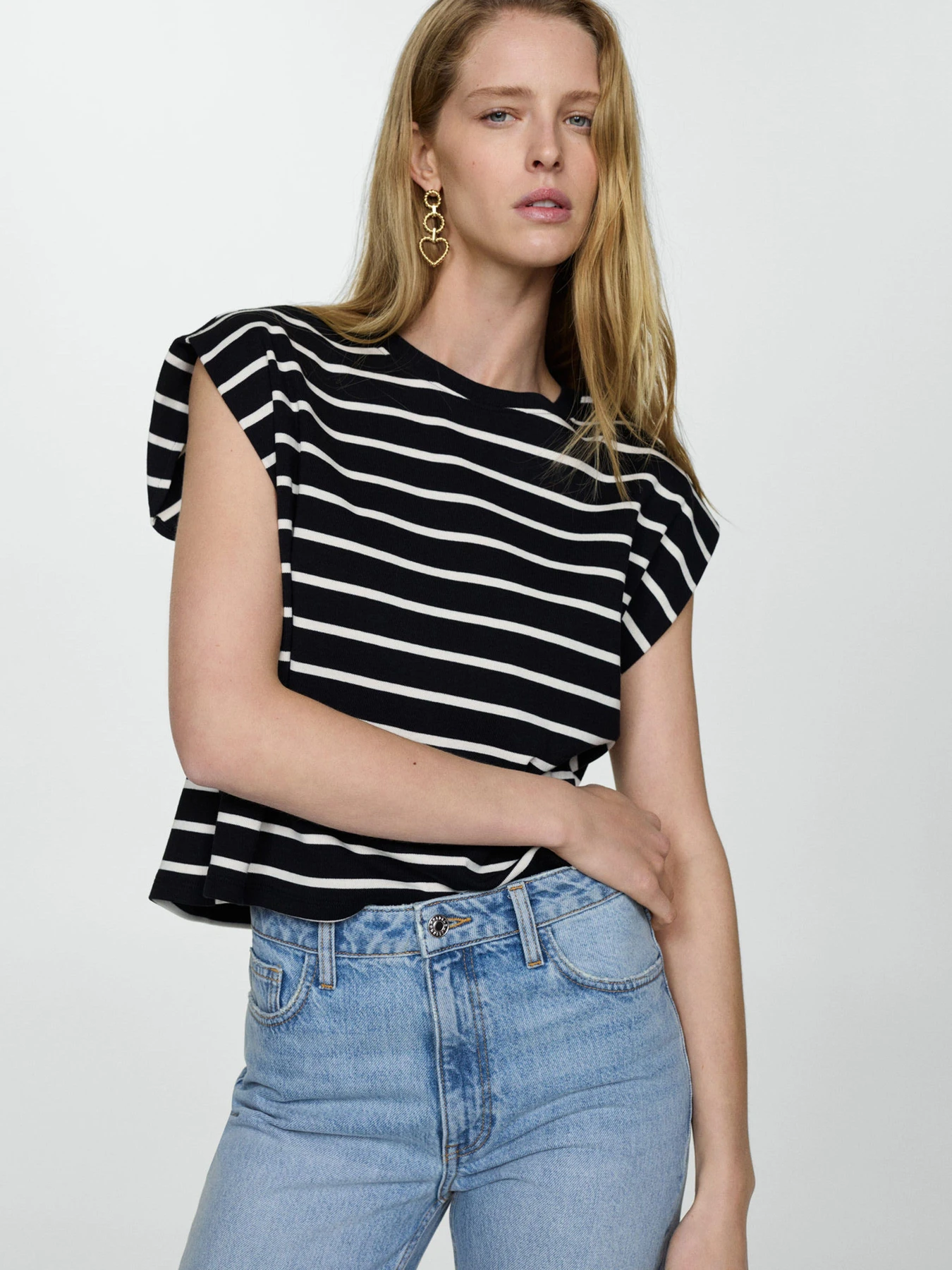 Джинсы MANGO модель 67040316_TM Джинсы MANGO модель 67040316_TM Фото