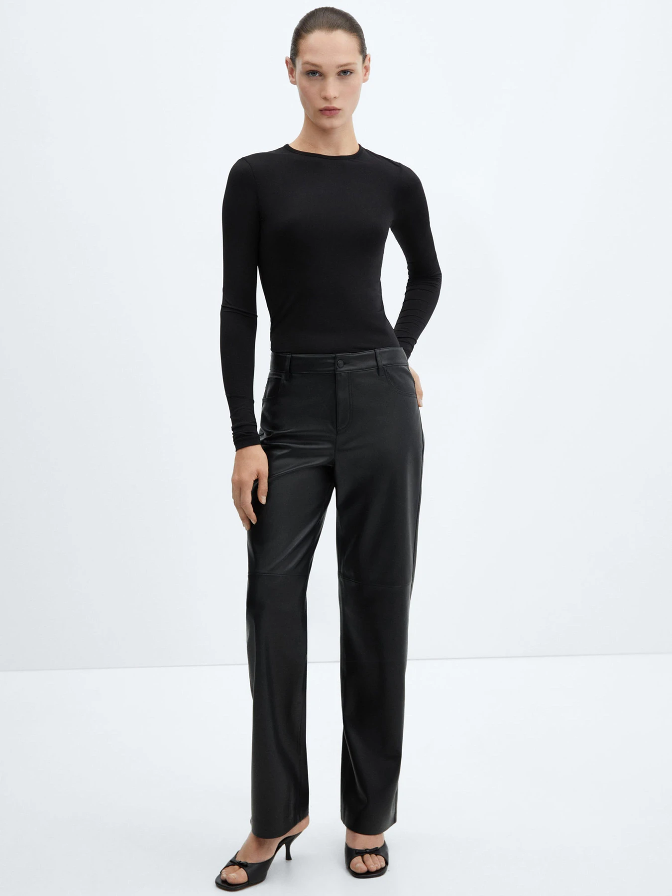 Штани MANGO HIGH модель 67060463_99 Штани MANGO HIGH модель 67060463_99 Фото