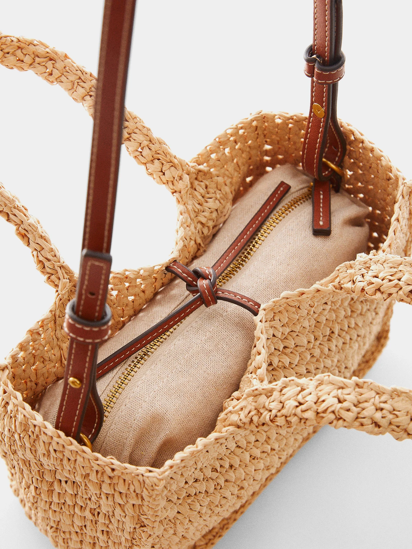Сумки MANGO модель 67006328_8 Сумки MANGO модель 67006328_8 Фото