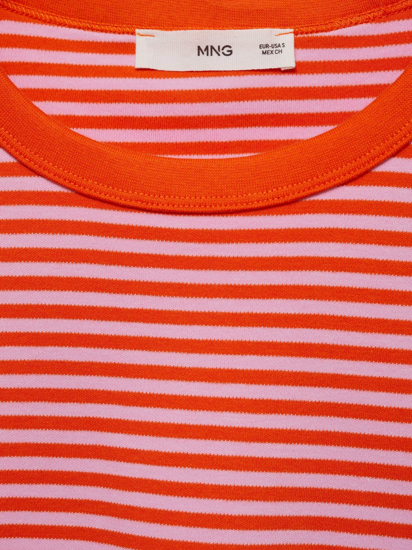 Футболки і поло MANGO Boxy модель 77090608_70 Футболки і поло MANGO Boxy модель 77090608_70 Фото