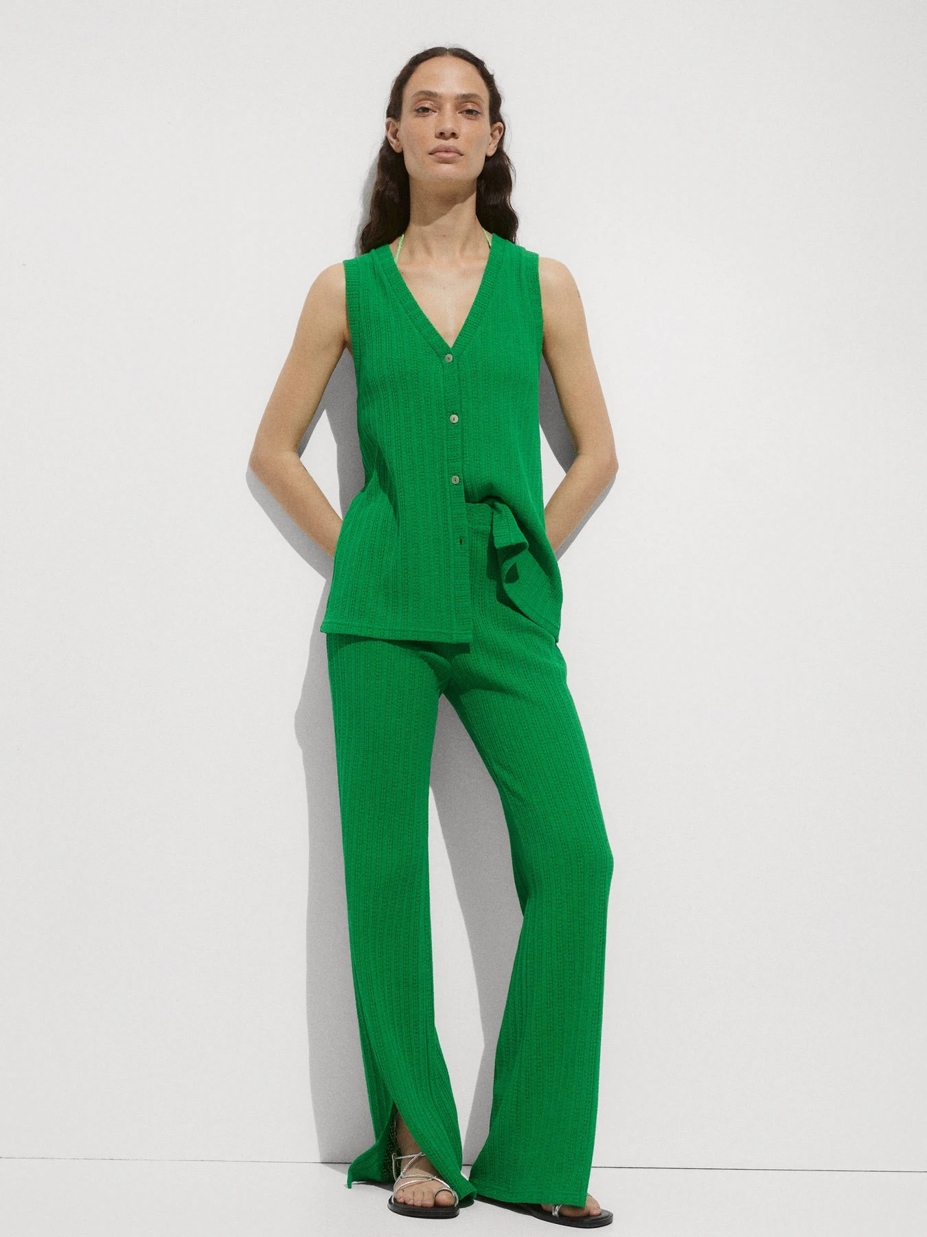 Брюки MANGO Lime модель 77062005_43 Брюки MANGO Lime модель 77062005_43 Фото