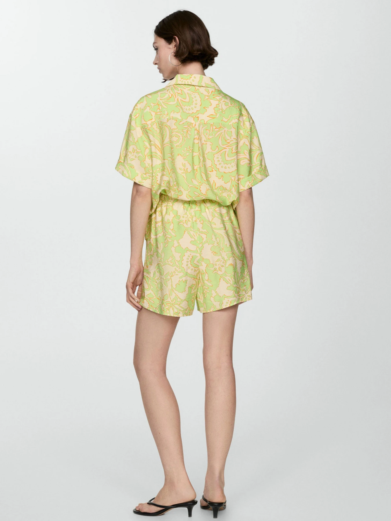 Шорты MANGO Clavel модель 77050347_14 Шорты MANGO Clavel модель 77050347_14 Фото