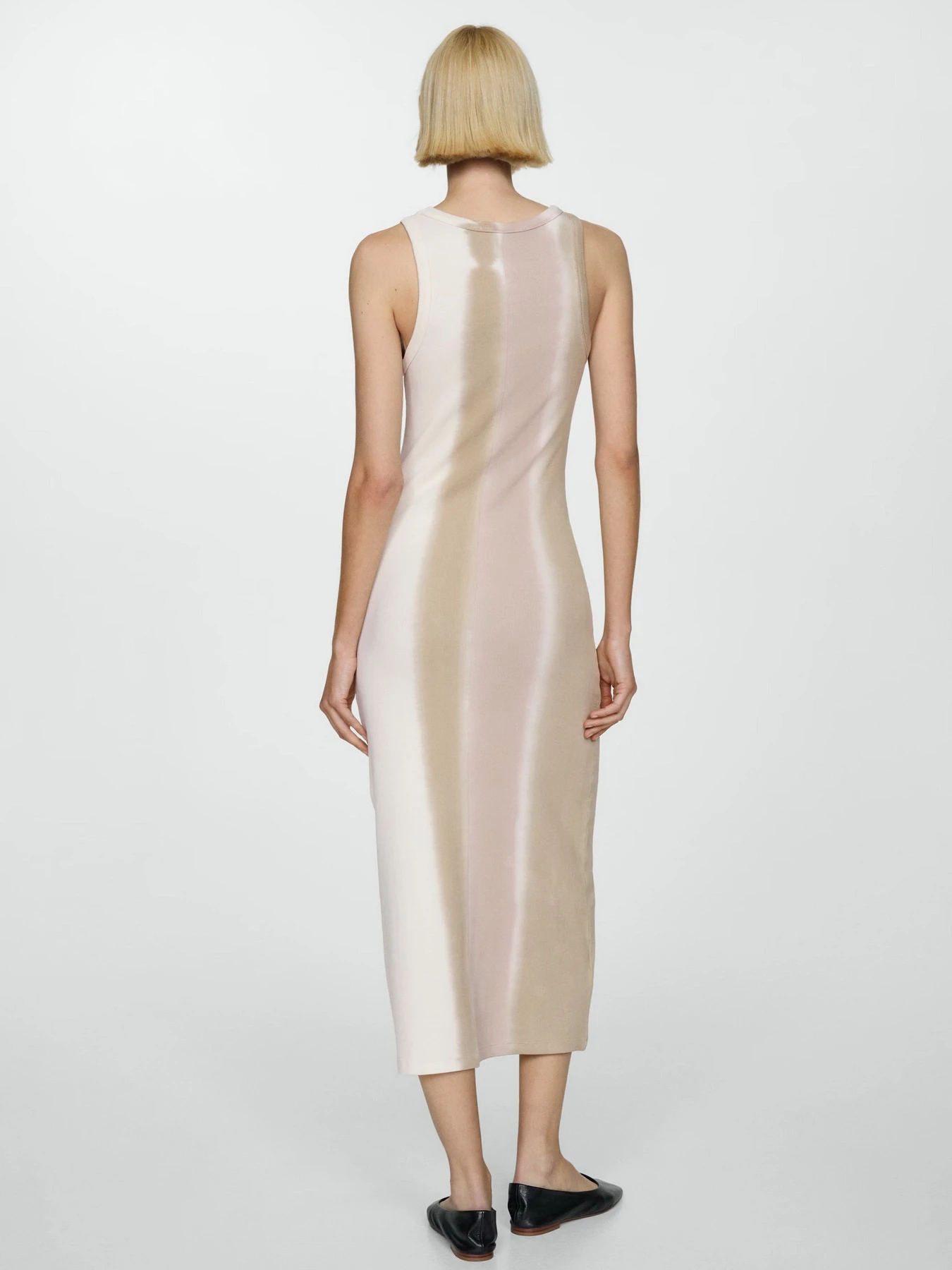 Сукні MANGO Rainbow модель 77050359_8 Сукні MANGO Rainbow модель 77050359_8 Фото