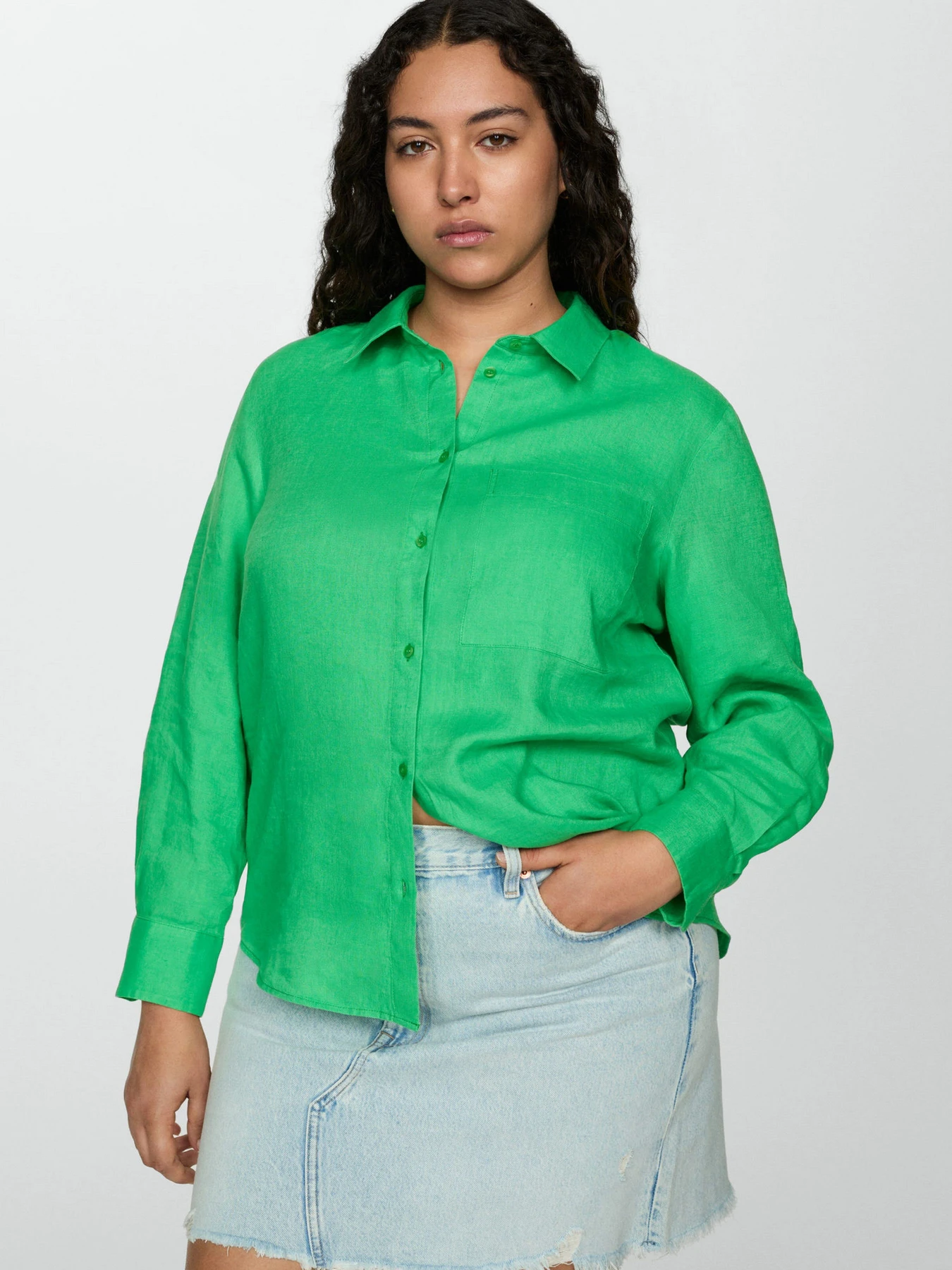 Рубашки MANGO Lino модель 77020348_42 Фото