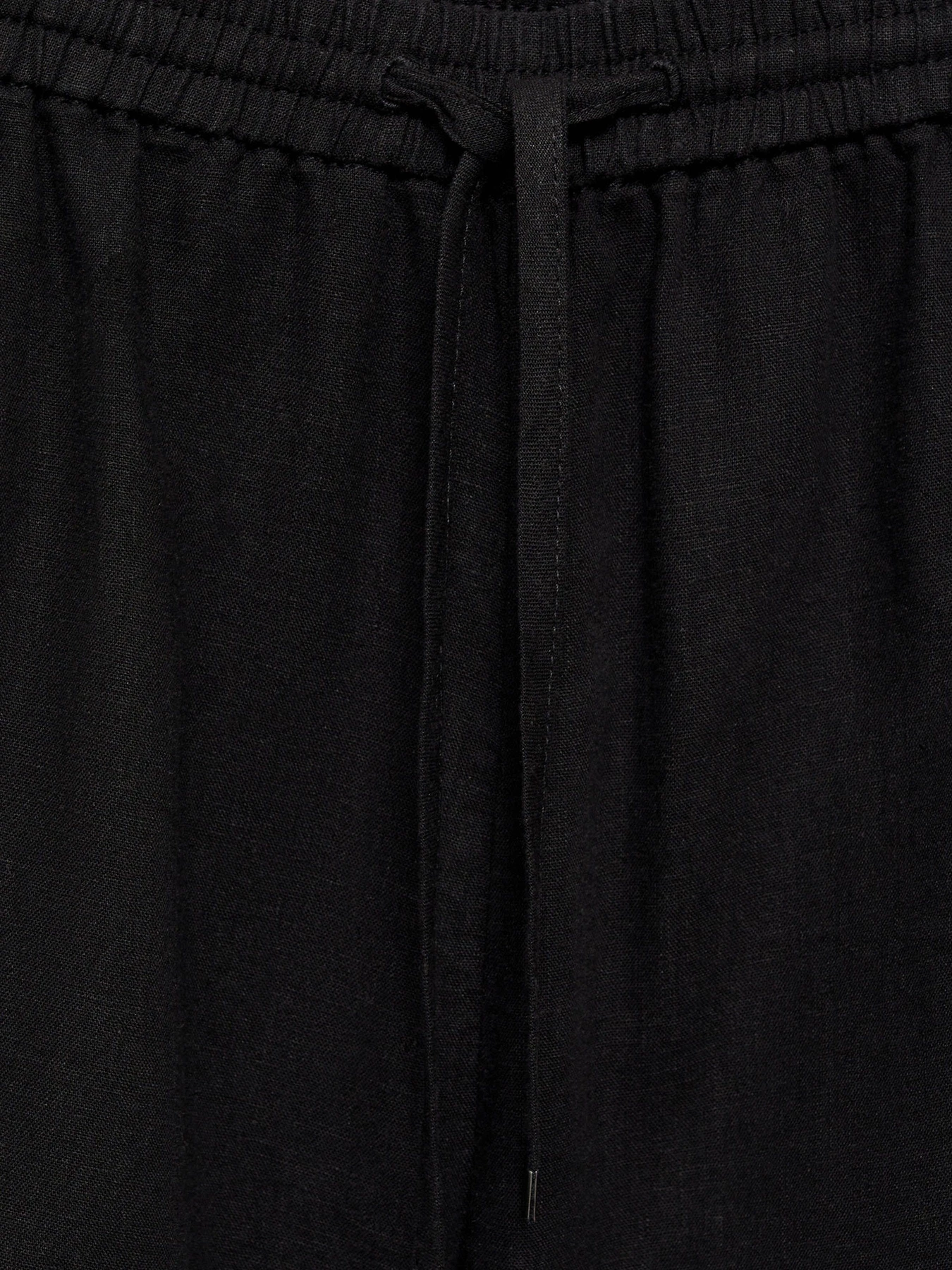 Шорти MANGO Bogota модель 67069404_99 Шорти MANGO Bogota модель 67069404_99 Фото