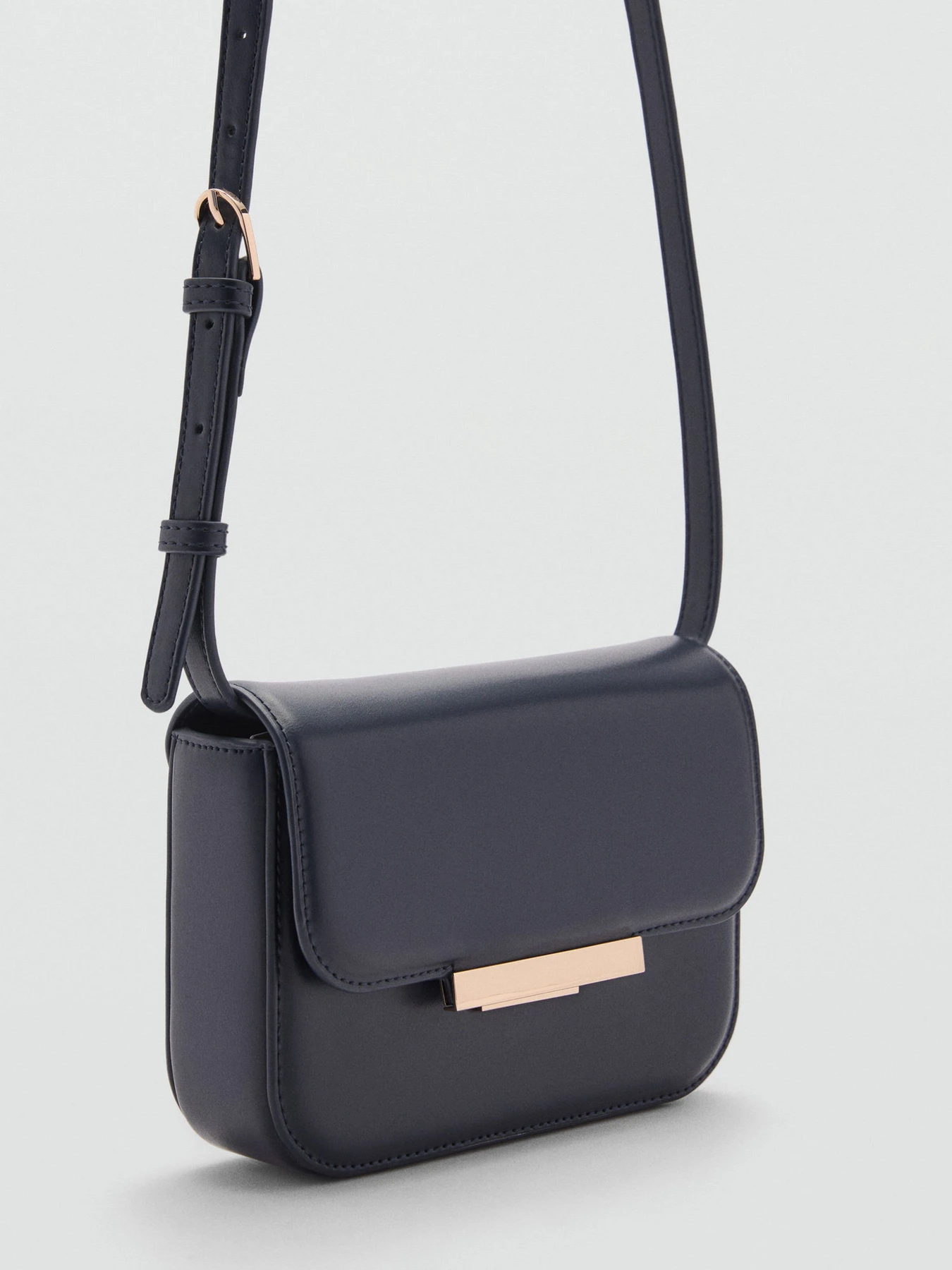 Сумки MANGO модель 77002012_56 Сумки MANGO модель 77002012_56 Фото