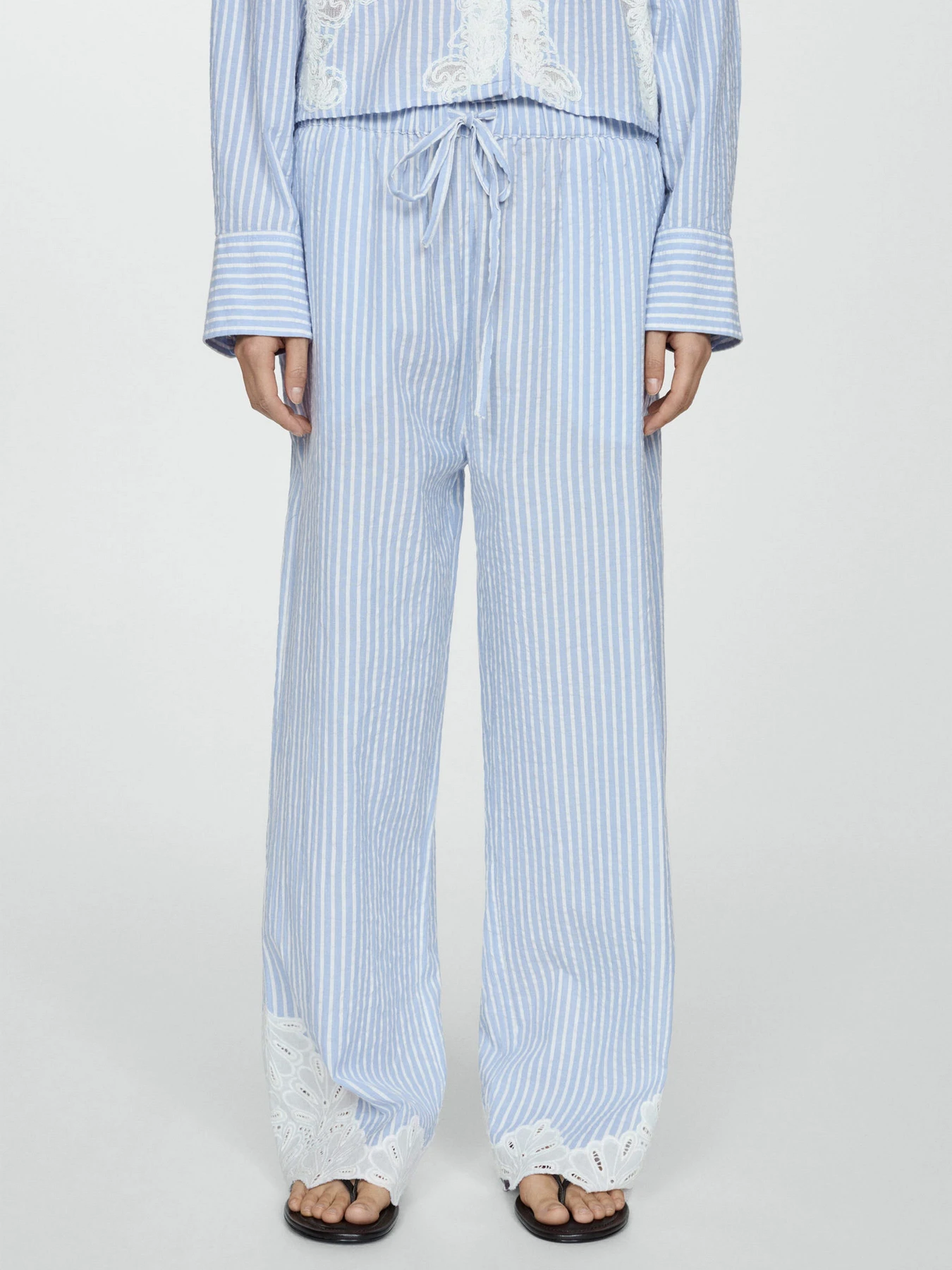 Брюки MANGO модель 77050363_50 Брюки MANGO модель 77050363_50 Фото