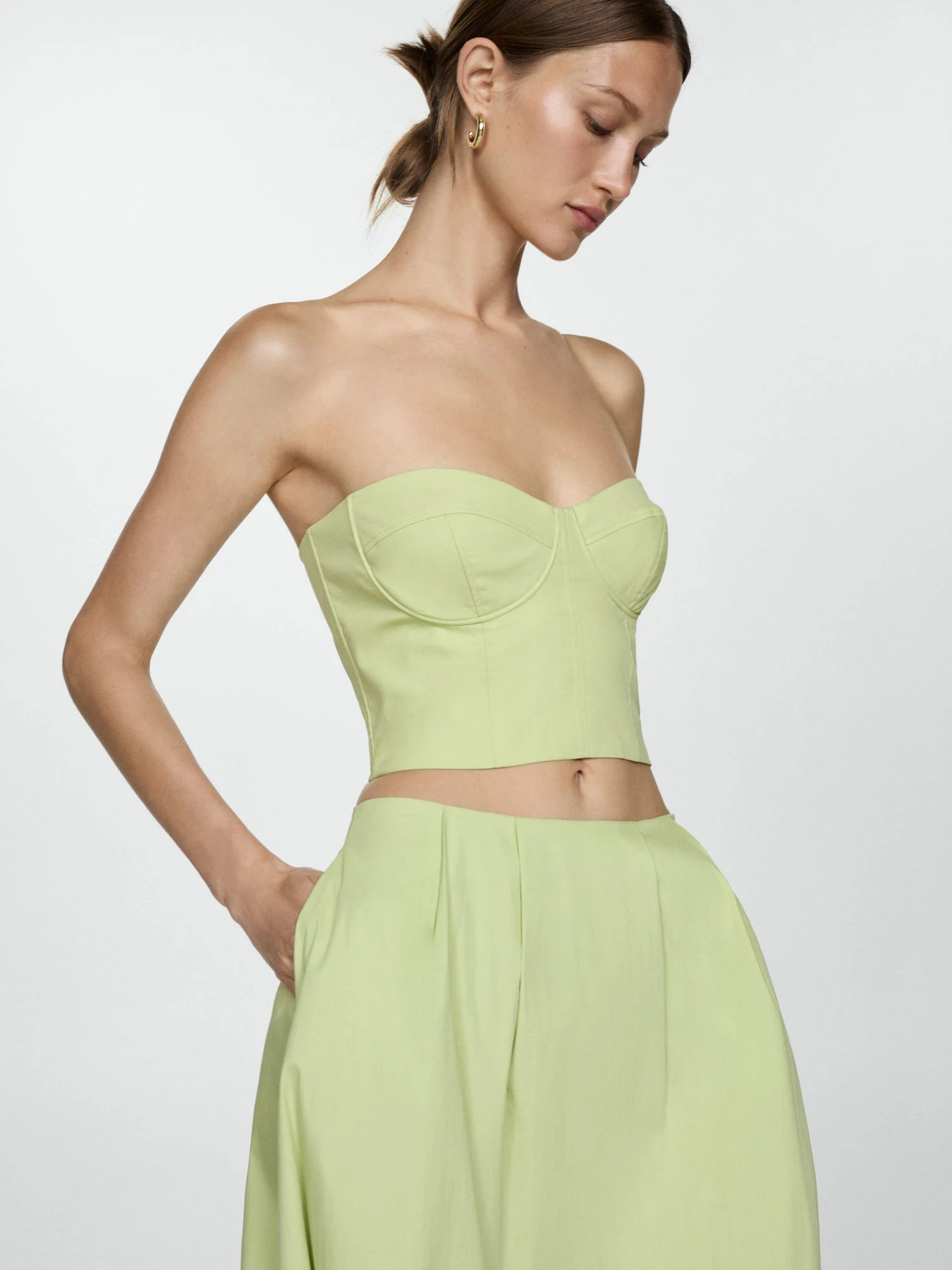 Юбки MANGO модель 77050380_40 Юбки MANGO модель 77050380_40 Фото