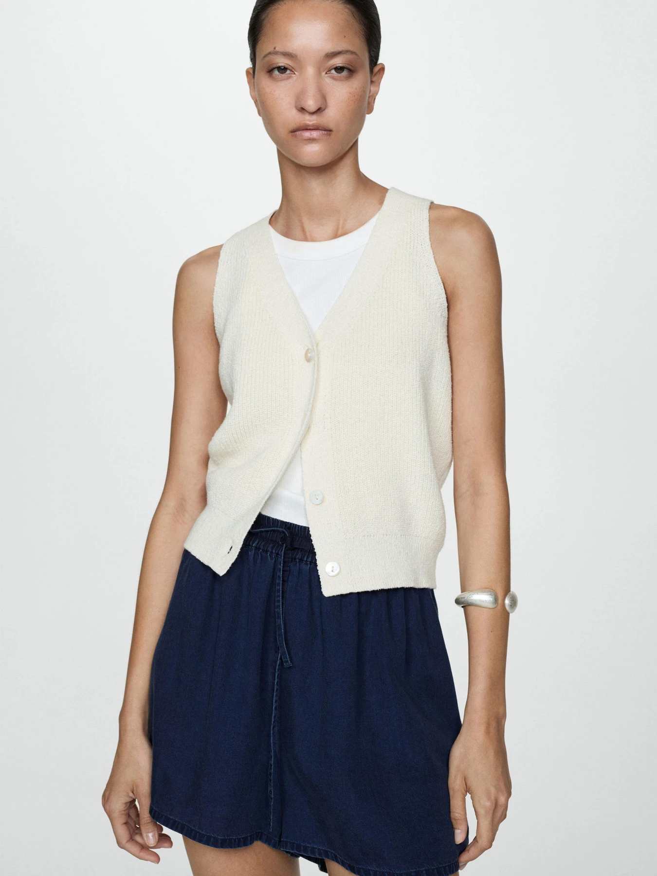 Шорты MANGO модель 77030354_TO Шорты MANGO модель 77030354_TO Фото