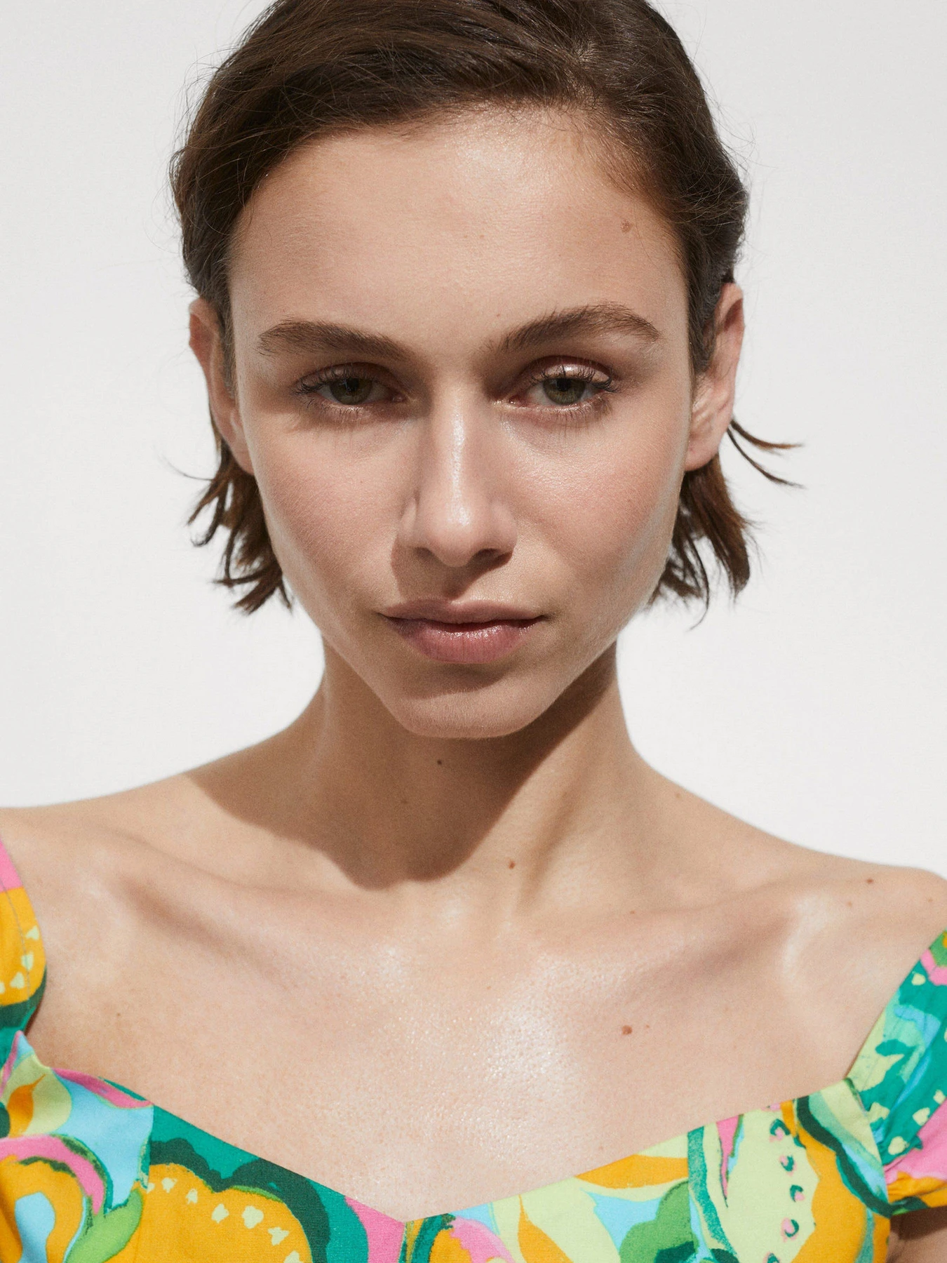 Платья MANGO модель 77010353_43 Платья MANGO модель 77010353_43 Фото