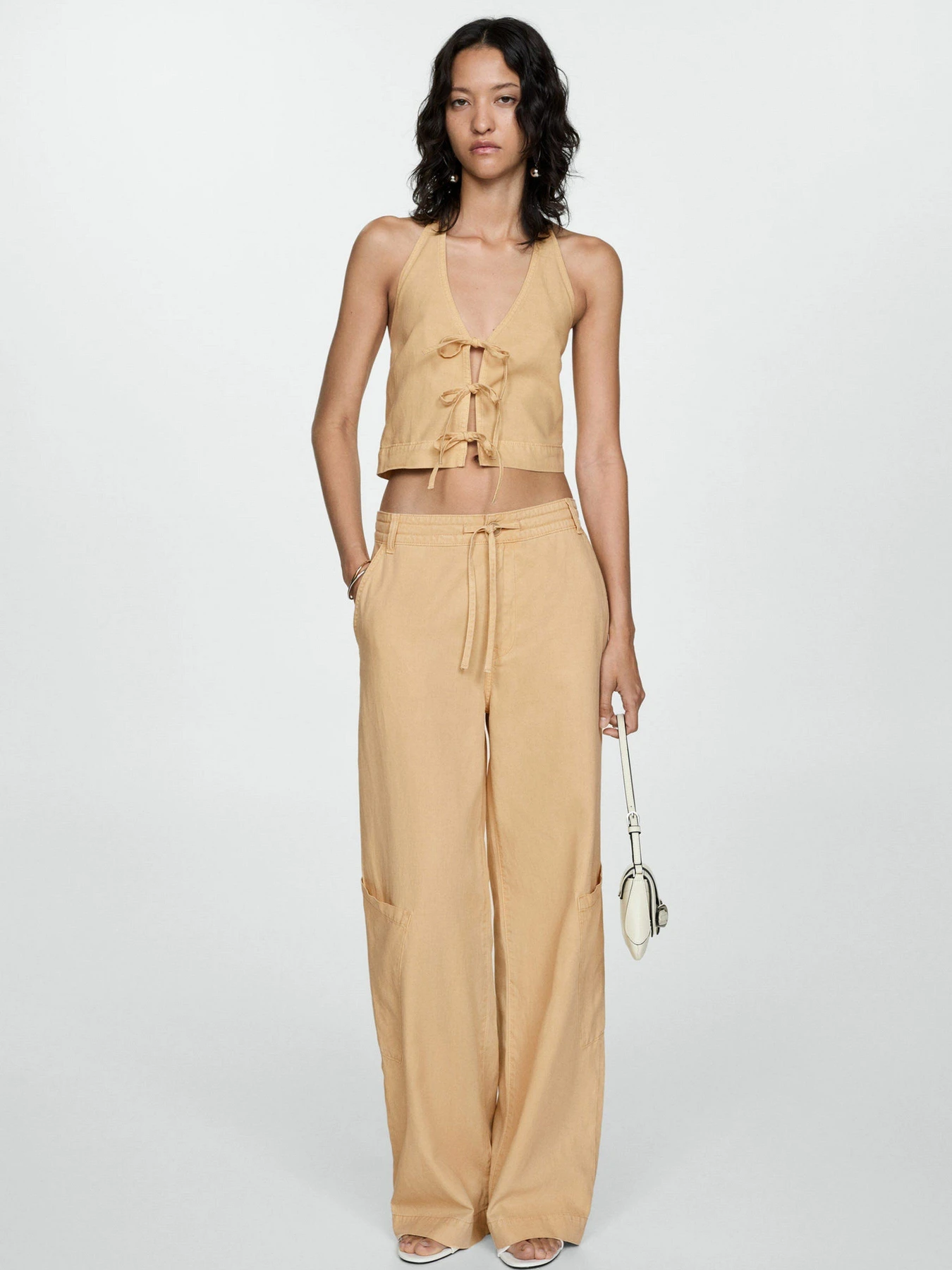 Брюки MANGO модель 77072914_7 Брюки MANGO модель 77072914_7 Фото