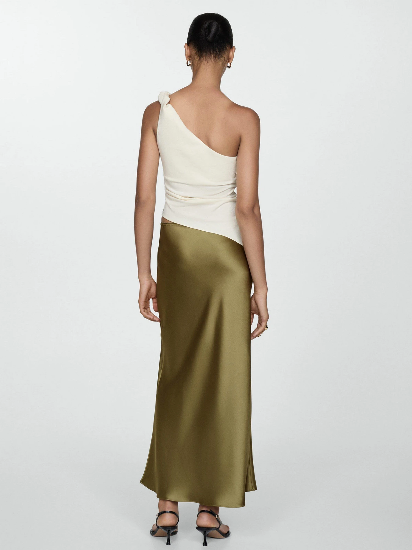 Юбки MANGO модель 77052937_43 Юбки MANGO модель 77052937_43 Фото