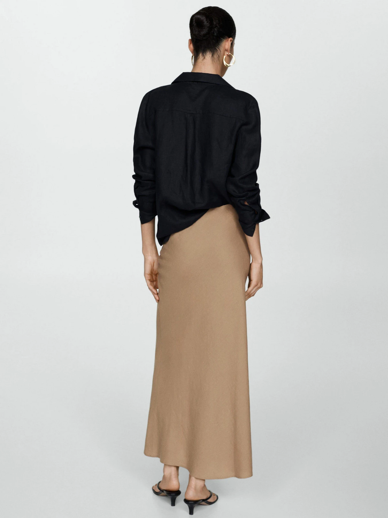 Юбки MANGO модель 77090347_34 Юбки MANGO модель 77090347_34 Фото