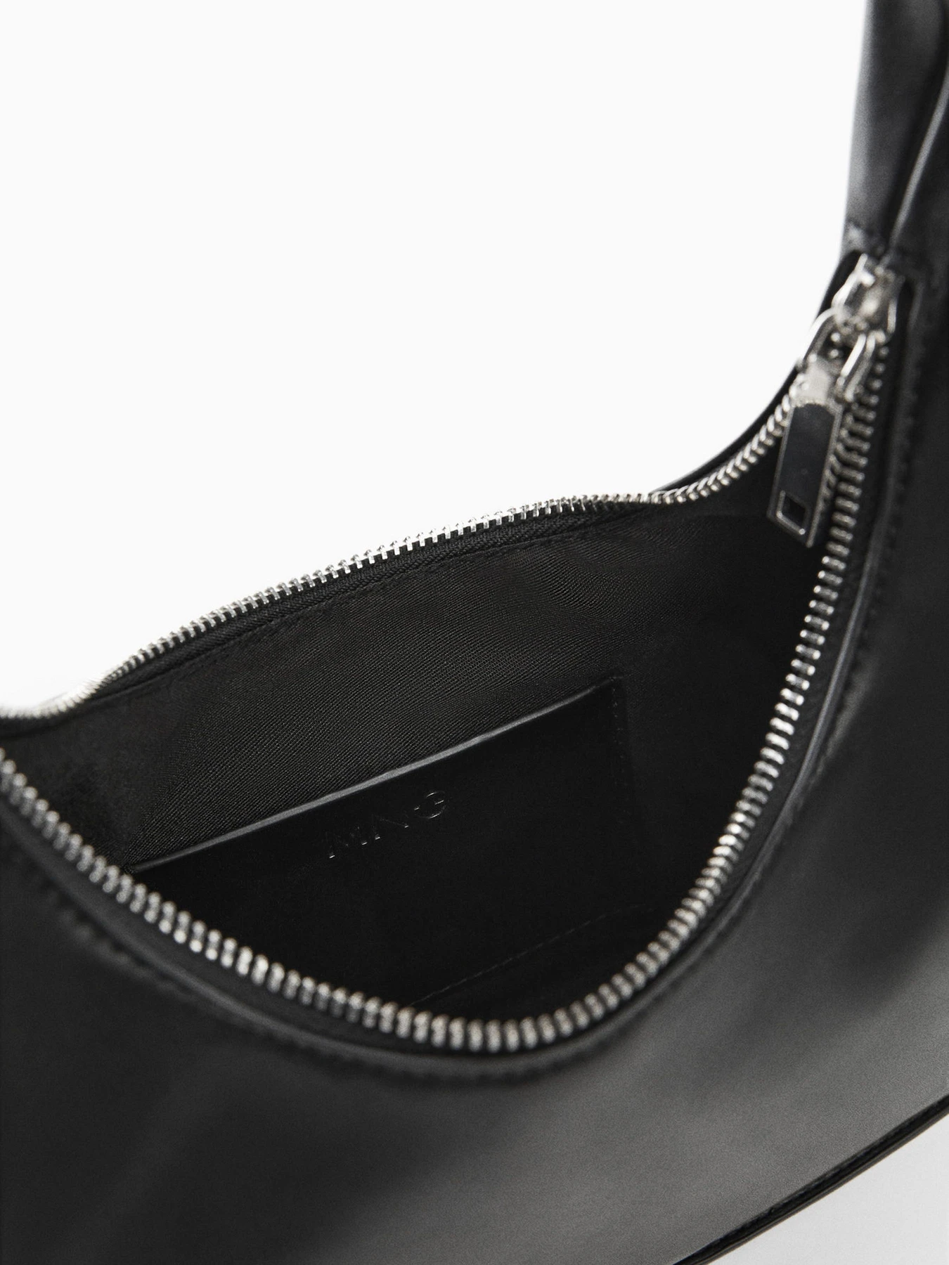 Сумки MANGO Frida модель 57037903_99 Сумки MANGO Frida модель 57037903_99 Фото