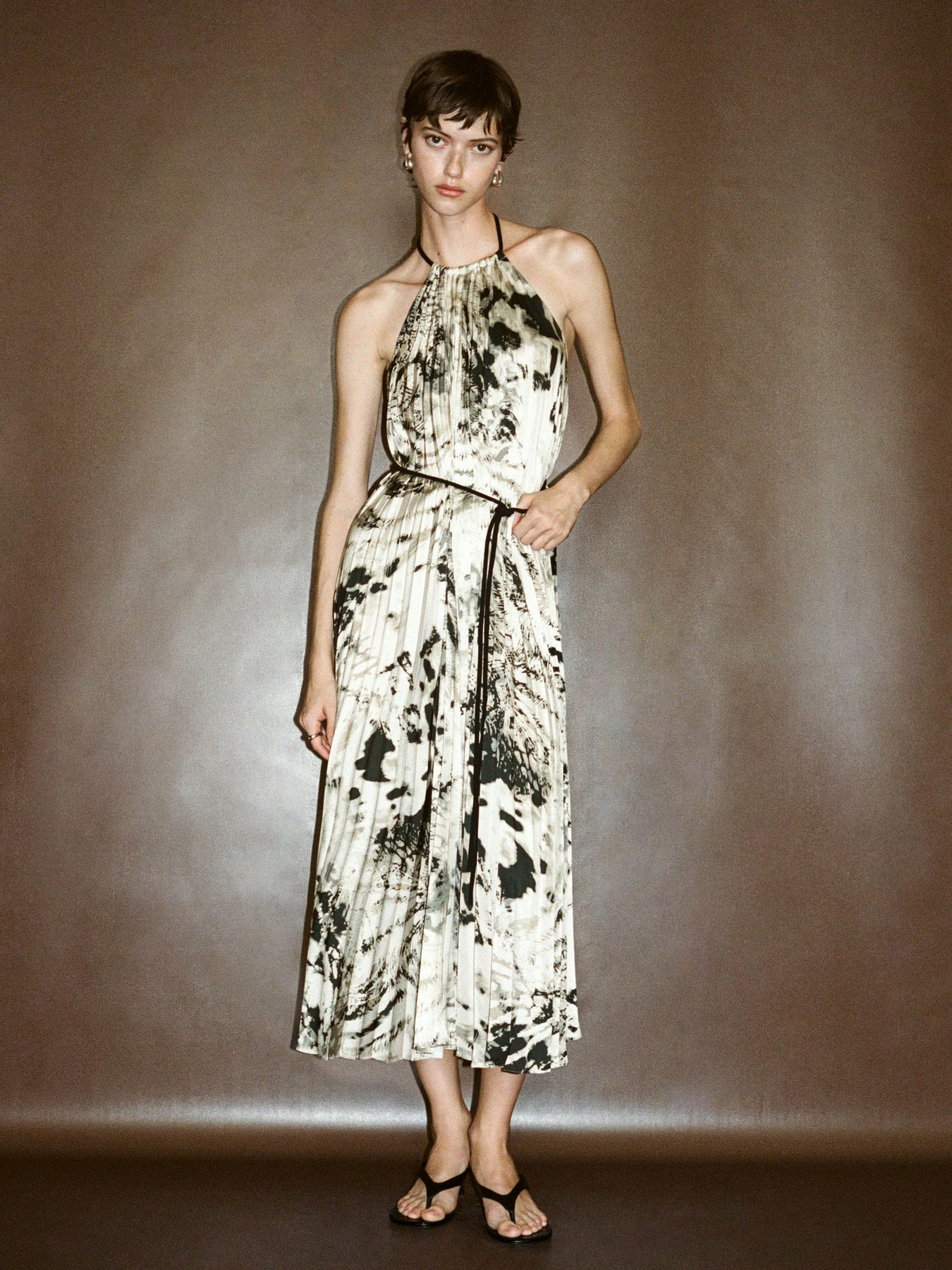 Сукні MANGO модель 77093294_5 Сукні MANGO модель 77093294_5 Фото