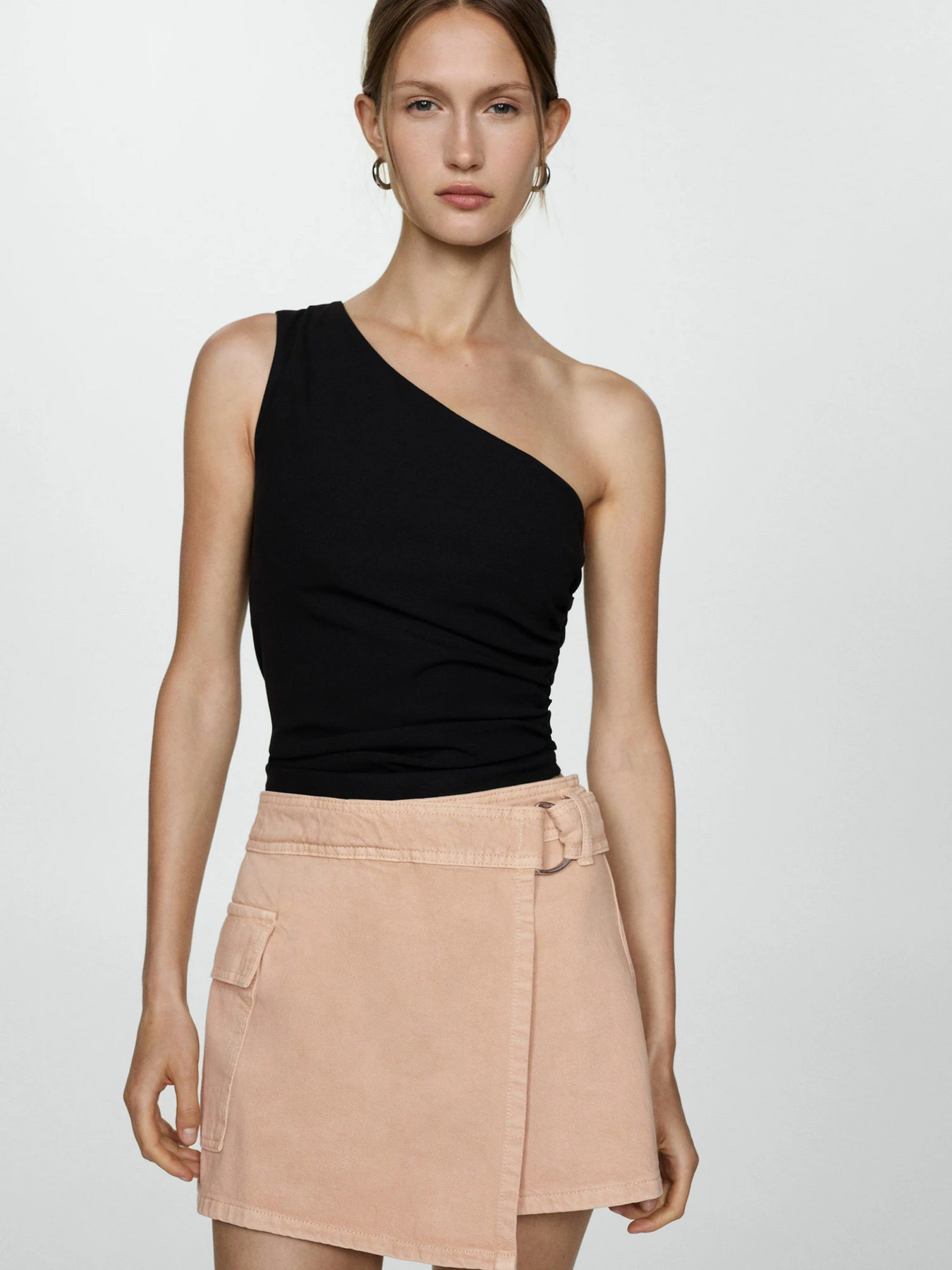 Юбки MANGO модель 77050346_5 Юбки MANGO модель 77050346_5 Фото