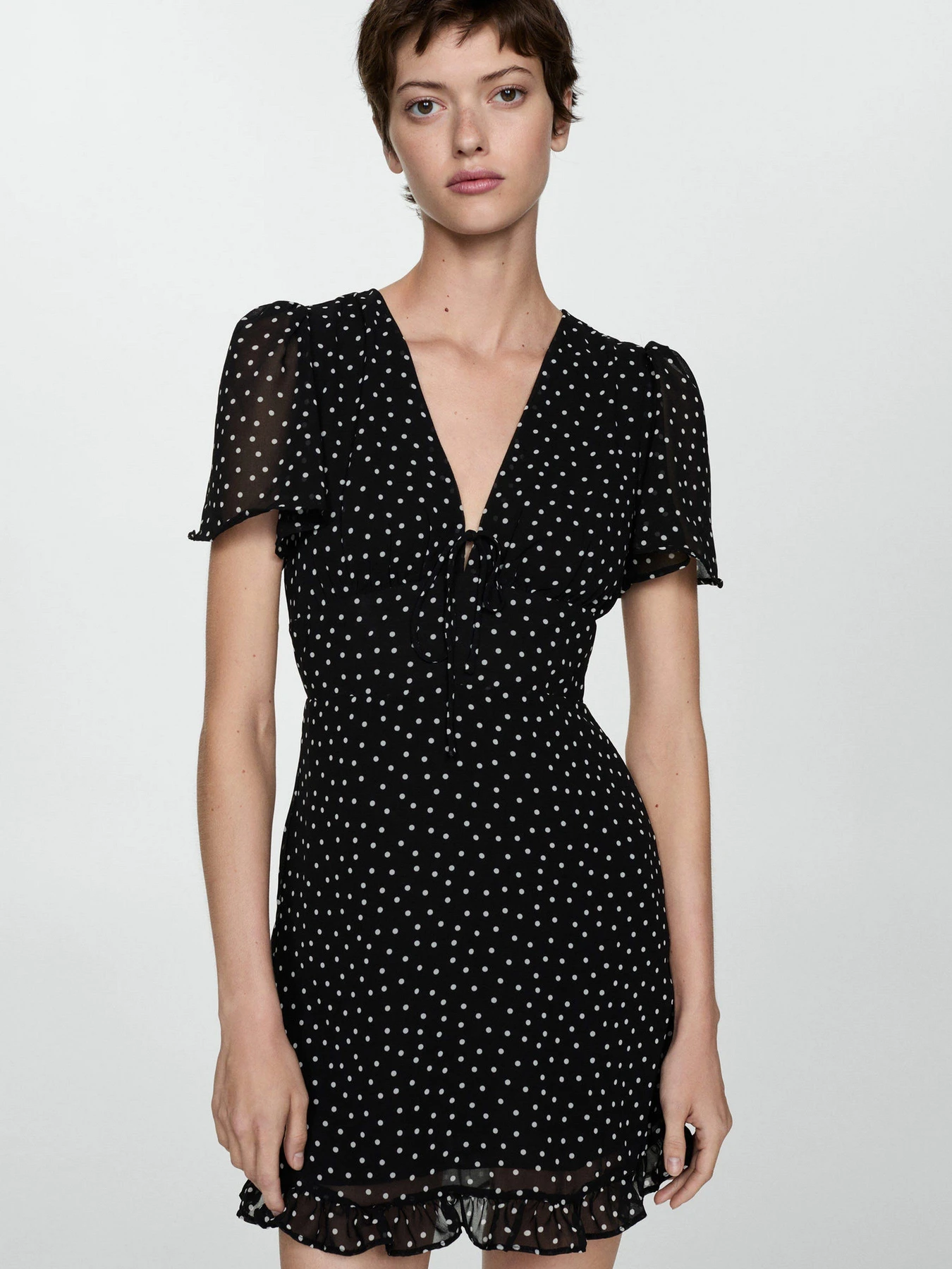 Платья MANGO модель 77032926_99 Платья MANGO модель 77032926_99 Фото