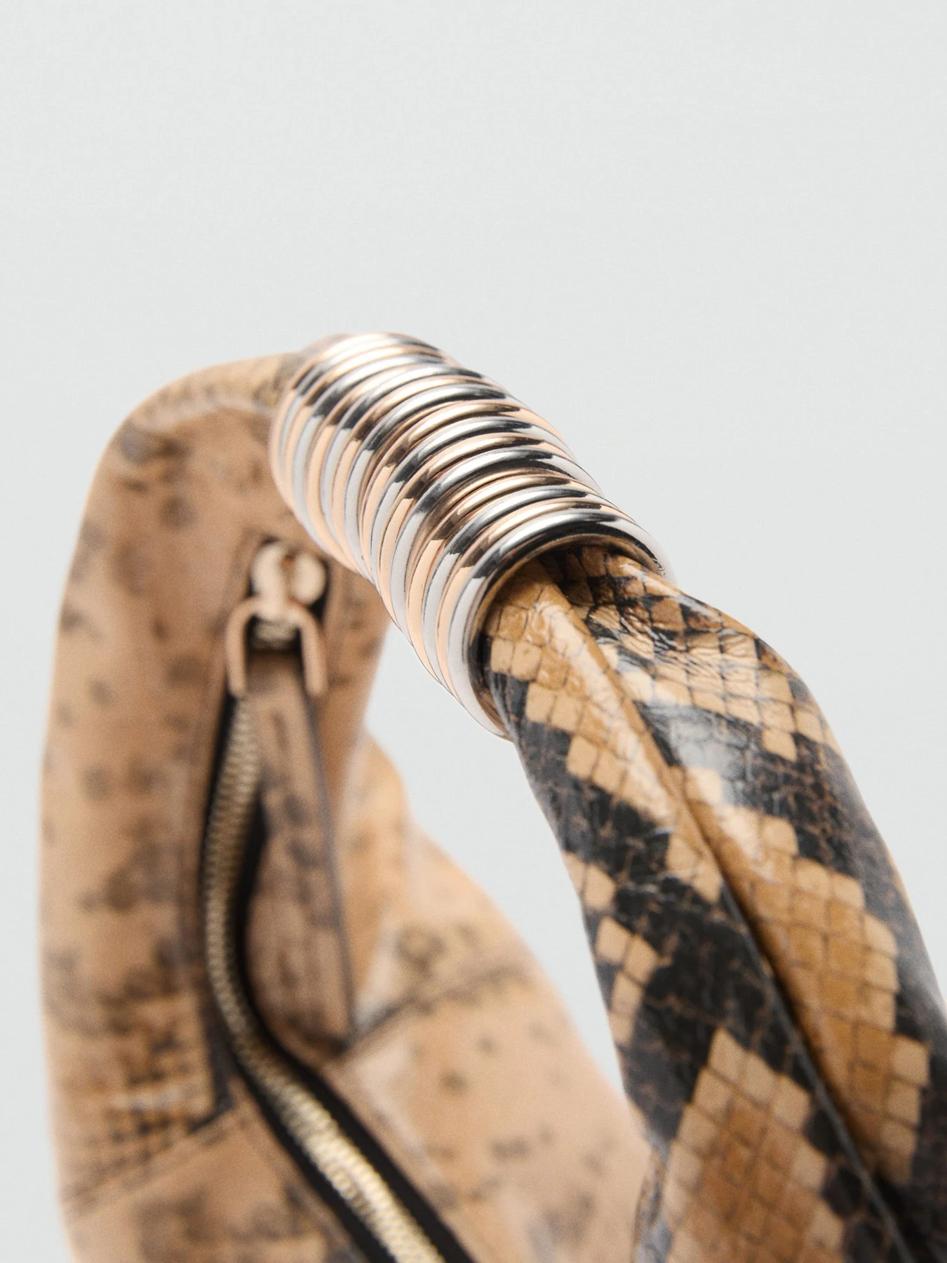 Сумки MANGO модель 77034796_8 Сумки MANGO модель 77034796_8 Фото