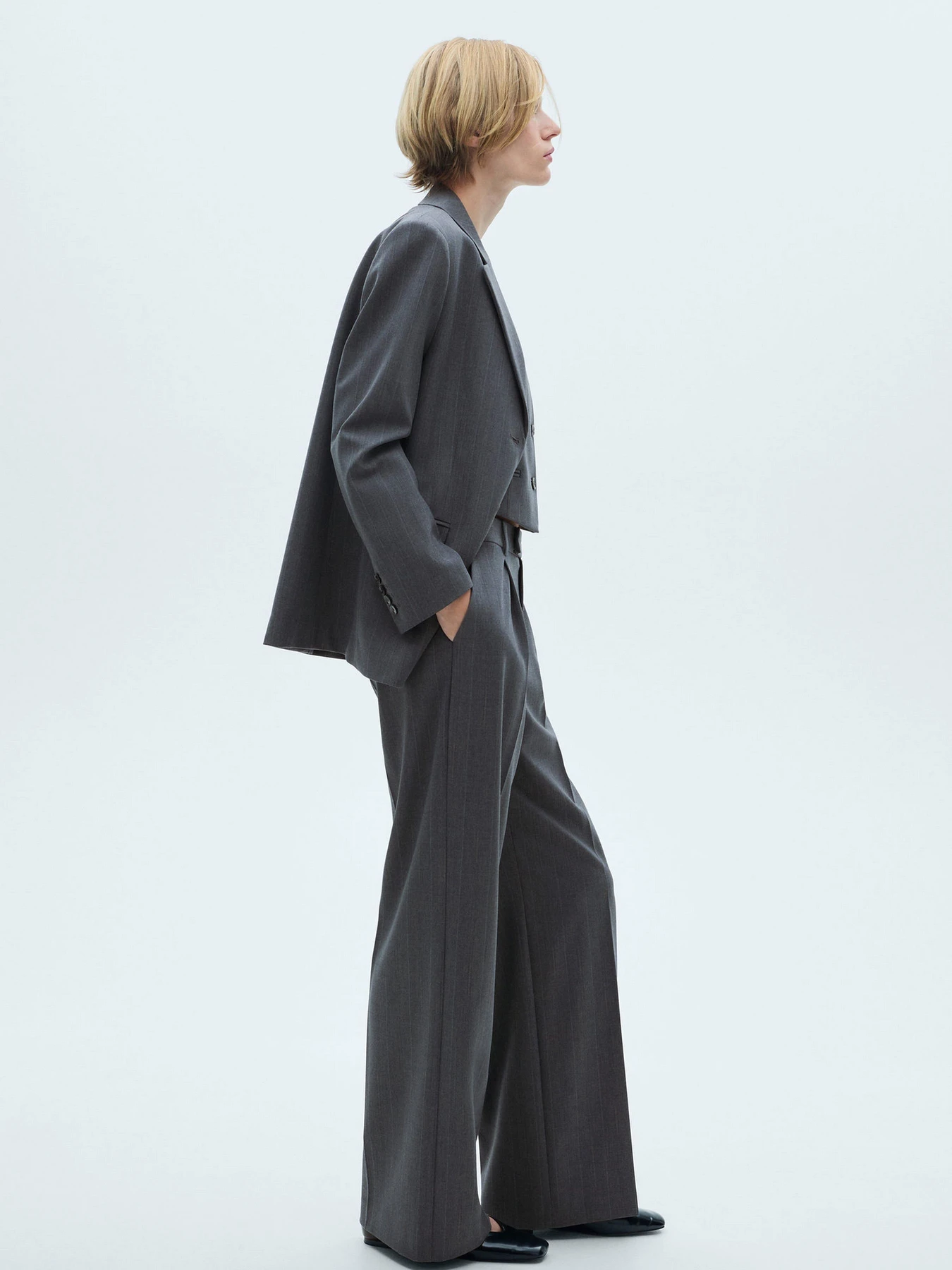 Брюки MANGO модель 77016728_92 Брюки MANGO модель 77016728_92 Фото