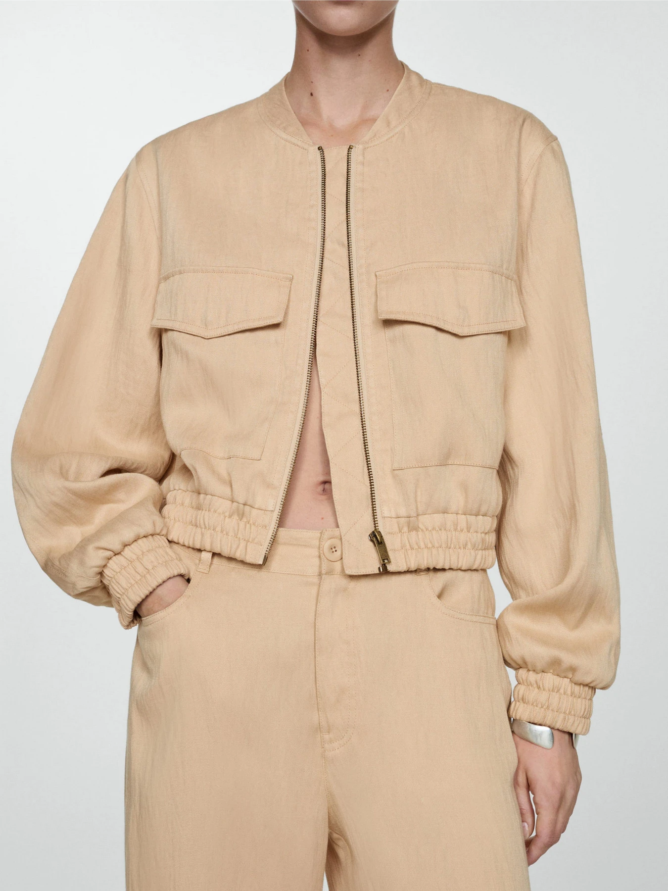 Брюки MANGO модель 77042916_8 Брюки MANGO модель 77042916_8 Фото