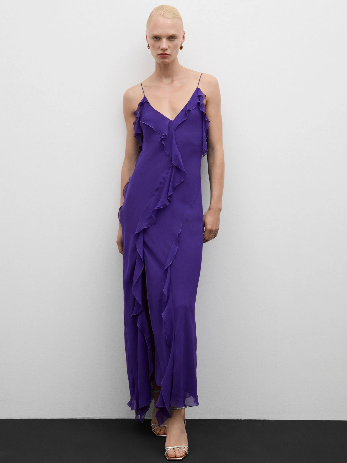 Сукні MANGO модель 77044455_65 Сукні MANGO модель 77044455_65 Фото