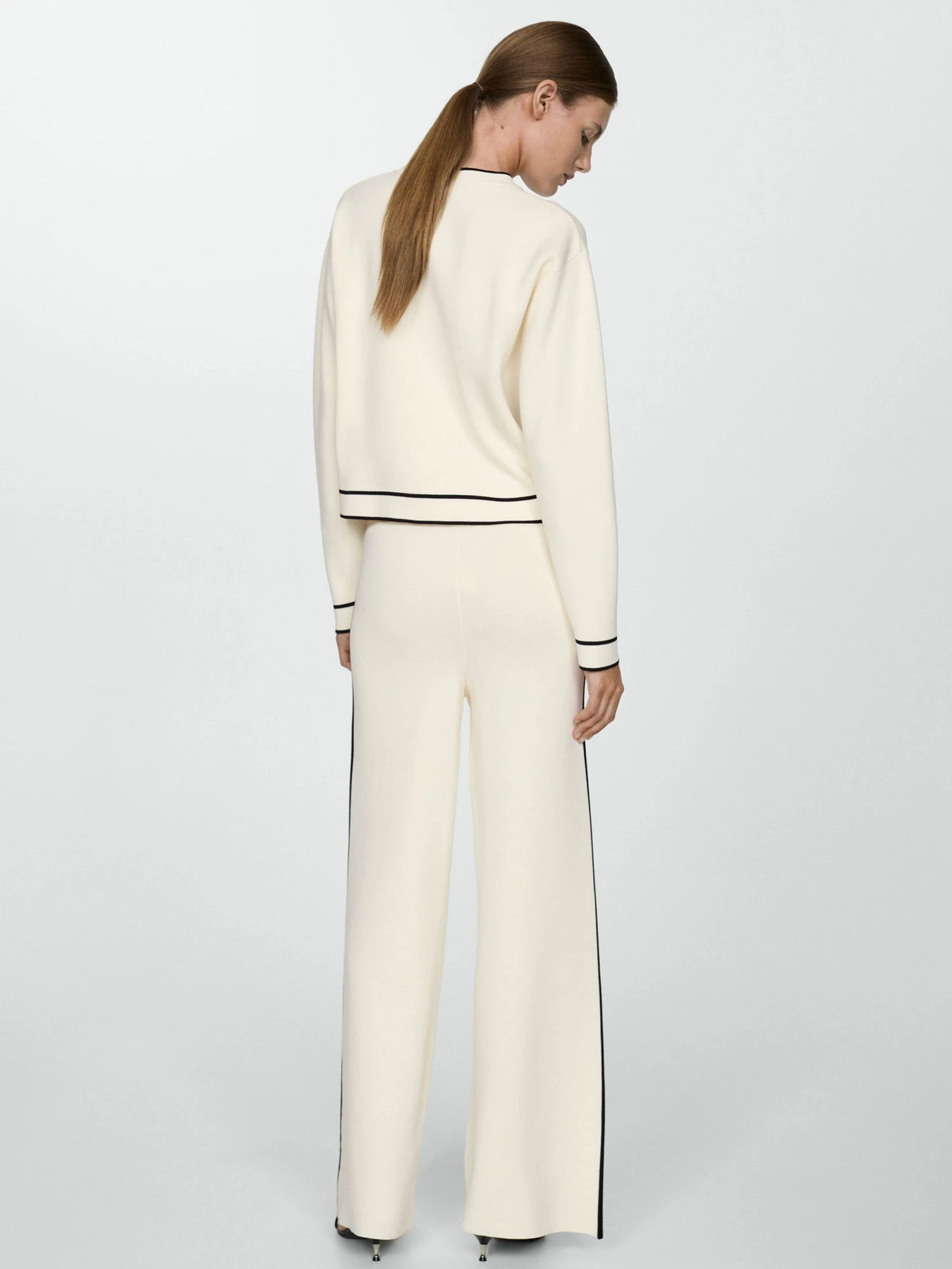 Штани MANGO модель 77054057_5 Штани MANGO модель 77054057_5 Фото