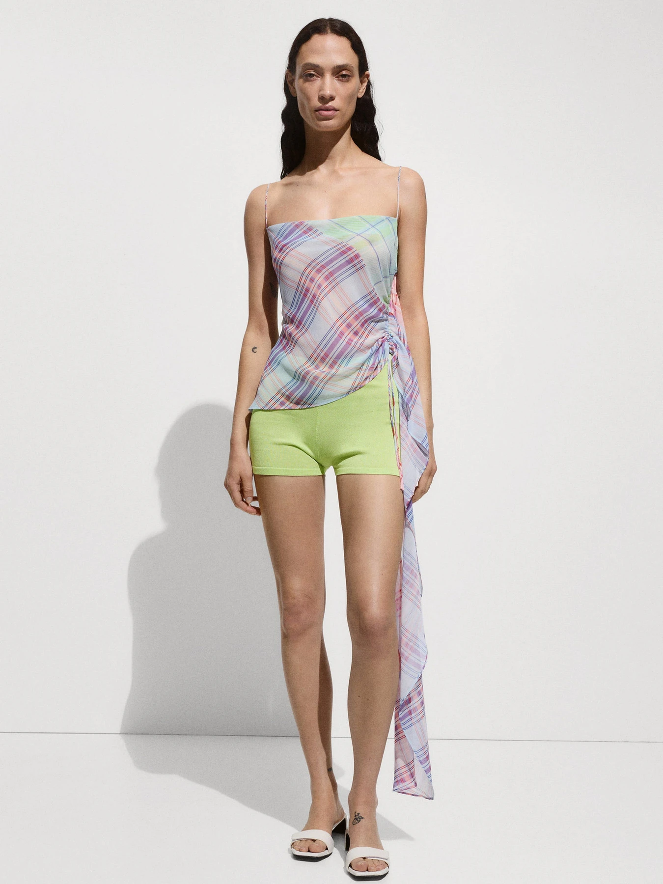 Шорты MANGO модель 77060388_14 Шорты MANGO модель 77060388_14 Фото
