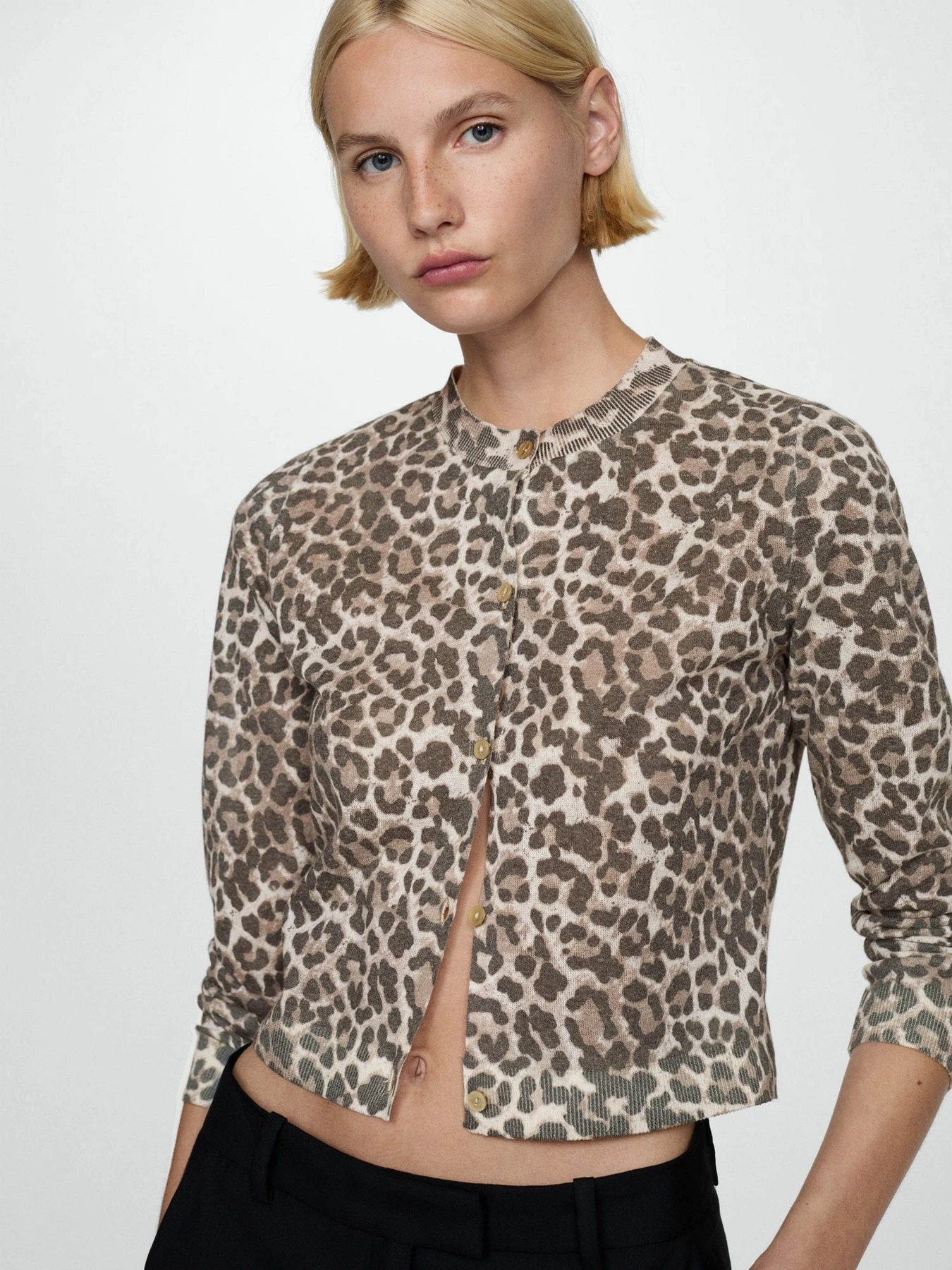 Светри та кардигани MANGO модель 77062550_9 Светри та кардигани MANGO модель 77062550_9 Фото
