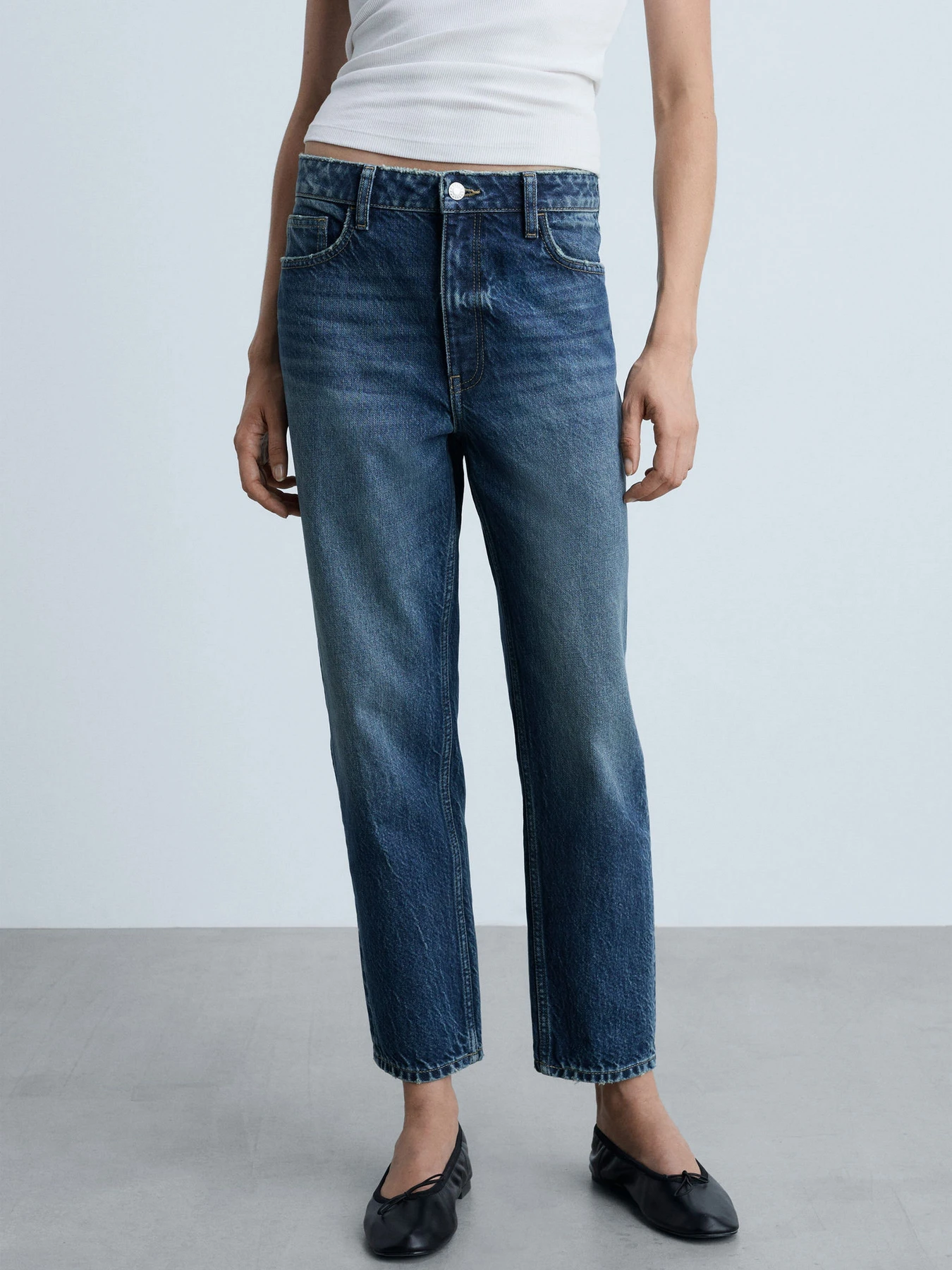 Джинсы MANGO модель 77074783_TO Фото
