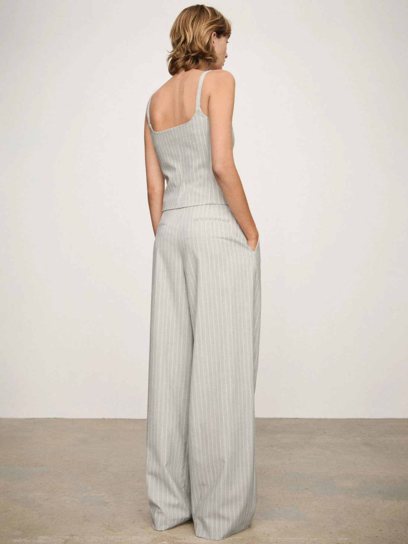 Штани MANGO модель 77083270_50 Штани MANGO модель 77083270_50 Фото